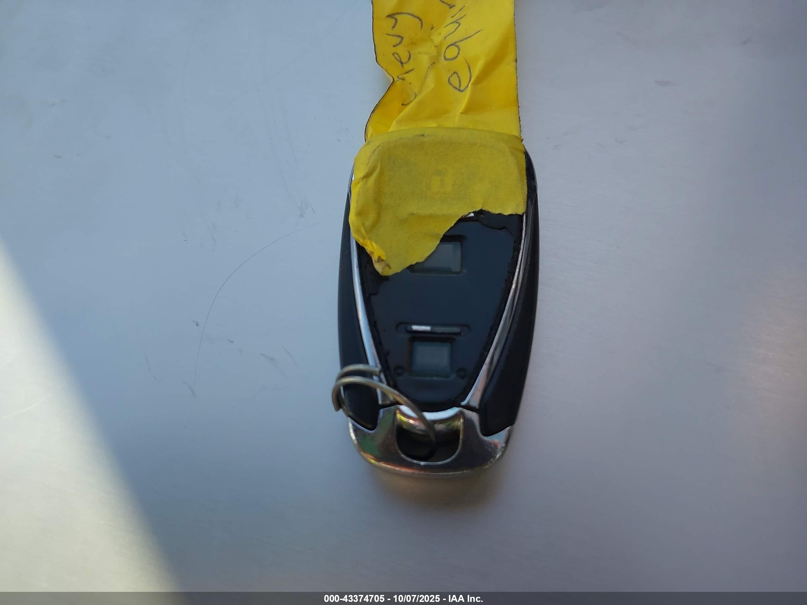 CHEVROLET EQUINOX image 11