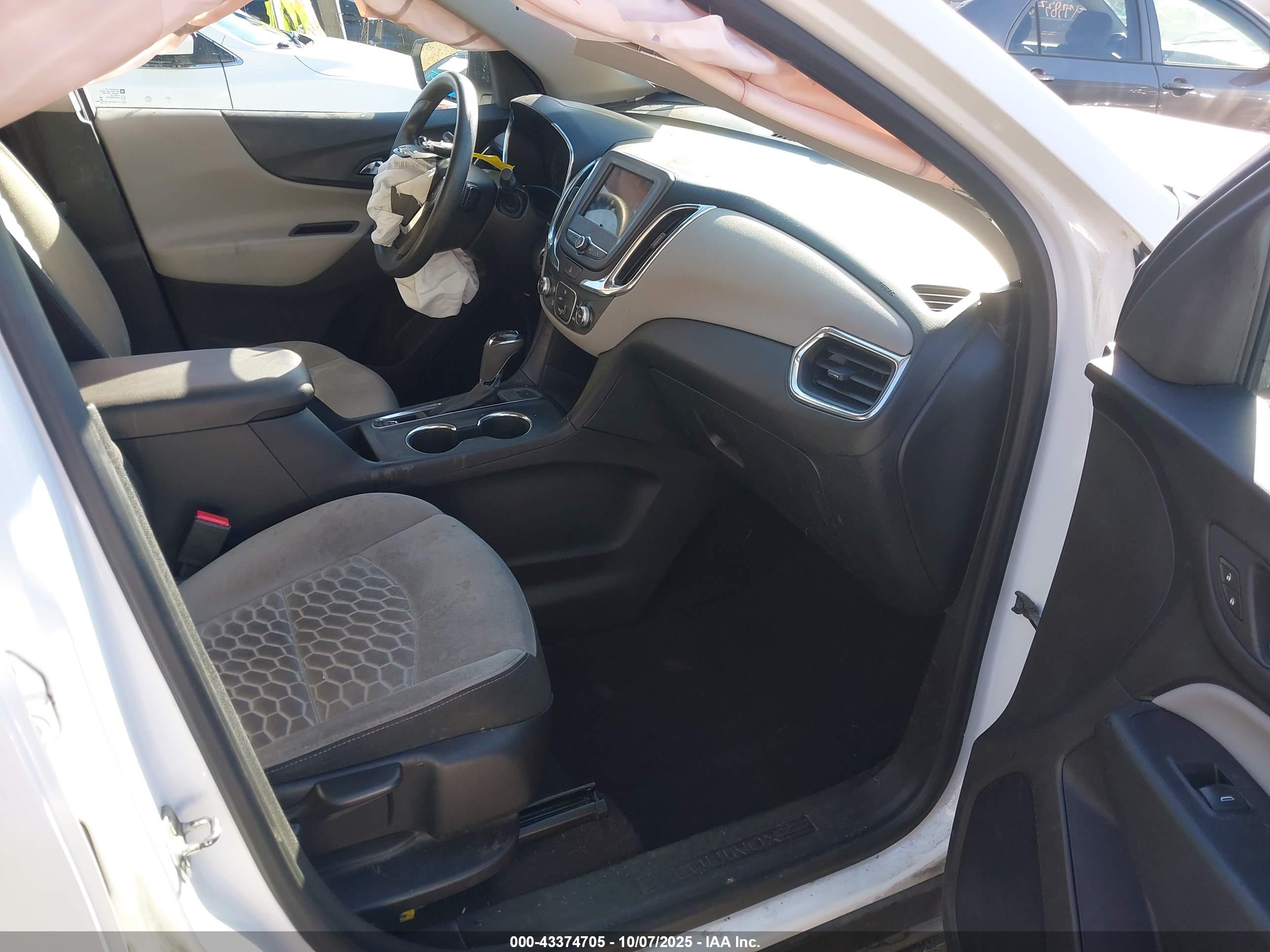 CHEVROLET EQUINOX image 5