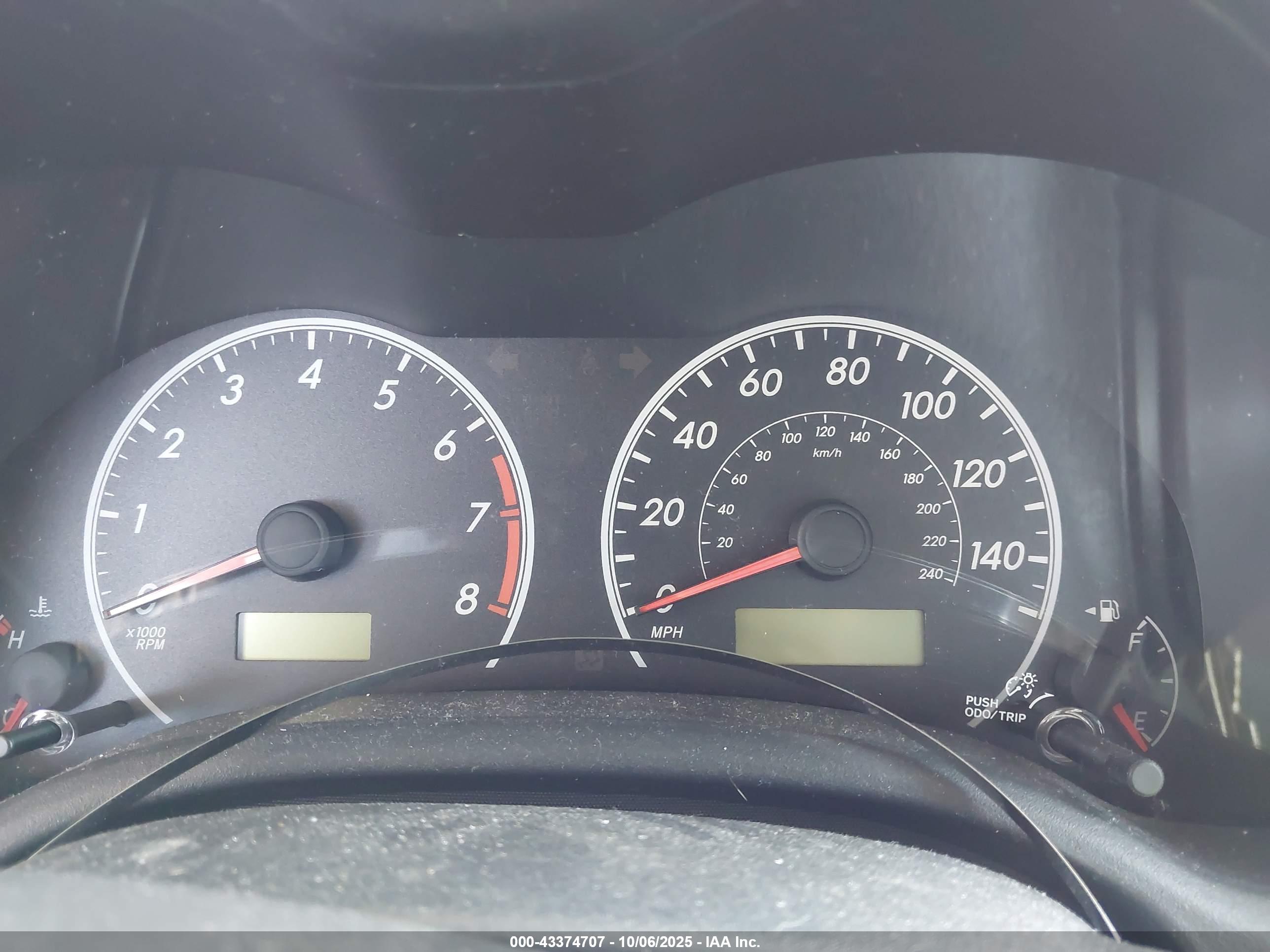 TOYOTA COROLLA image 7