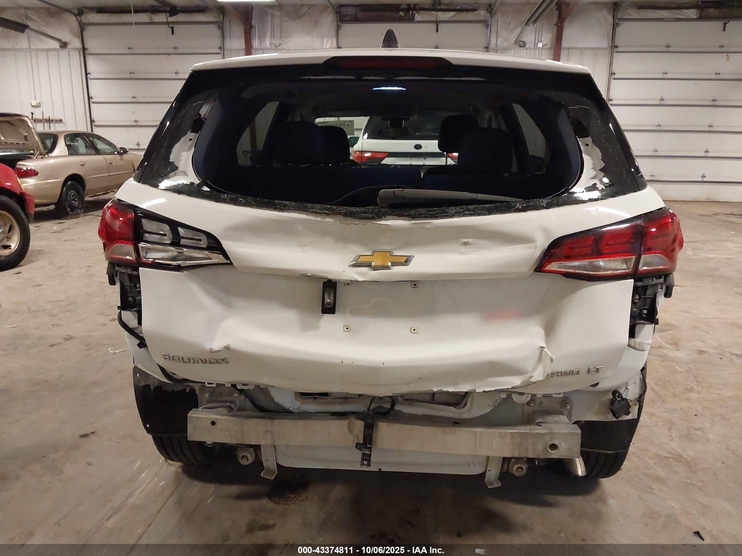 CHEVROLET EQUINOX image 6