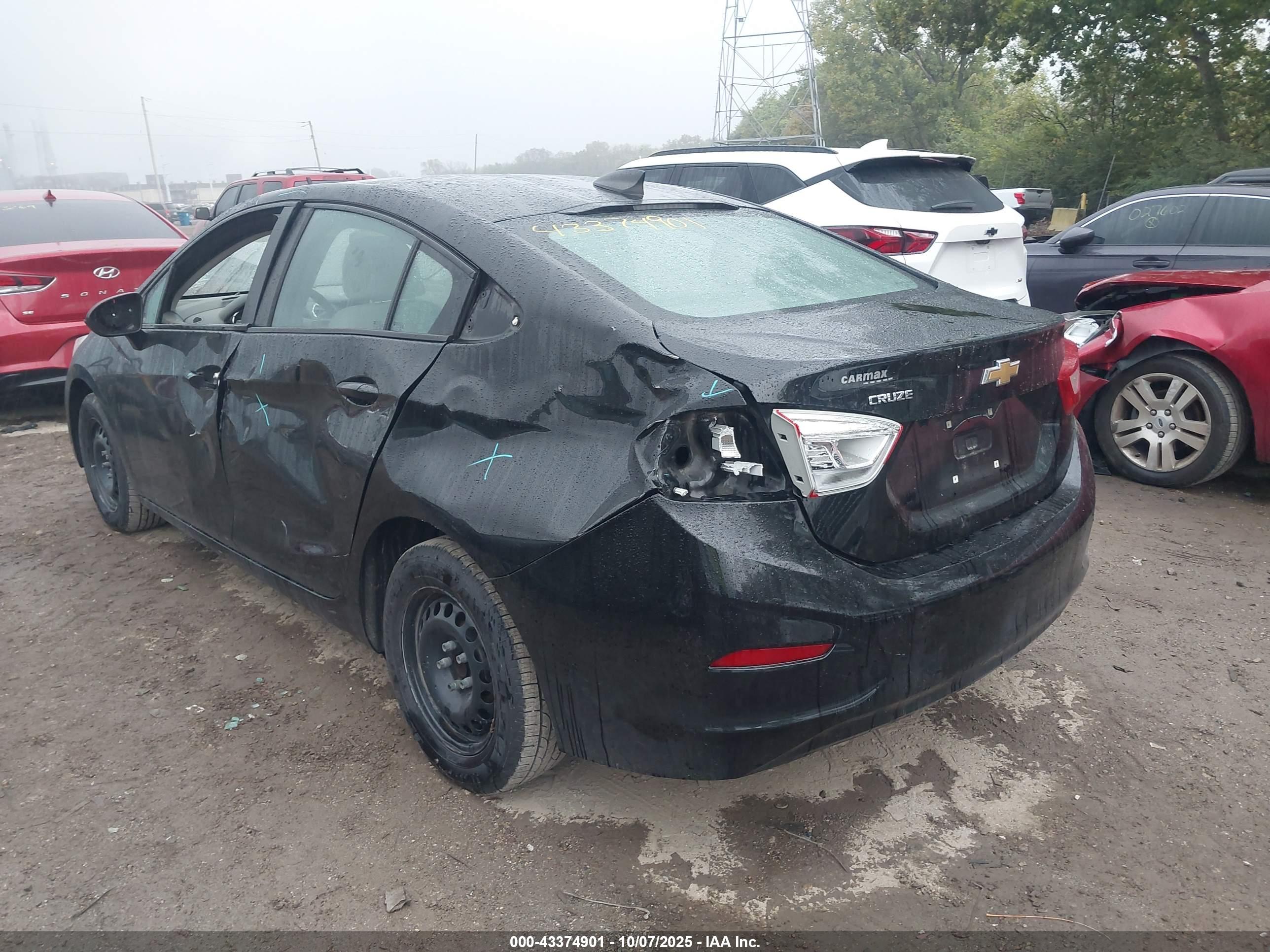 CHEVROLET CRUZE image 6