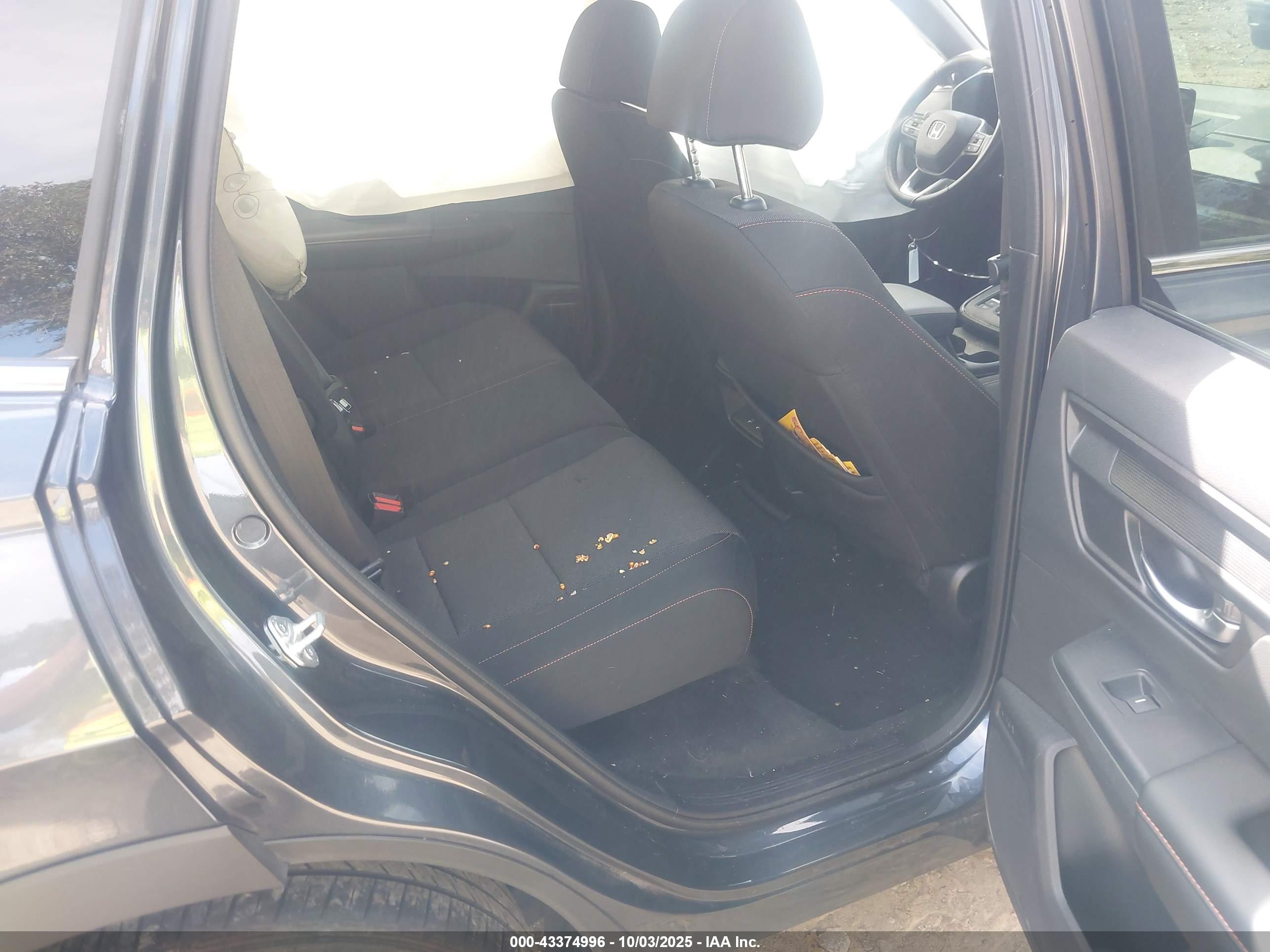HONDA CR-V image 8