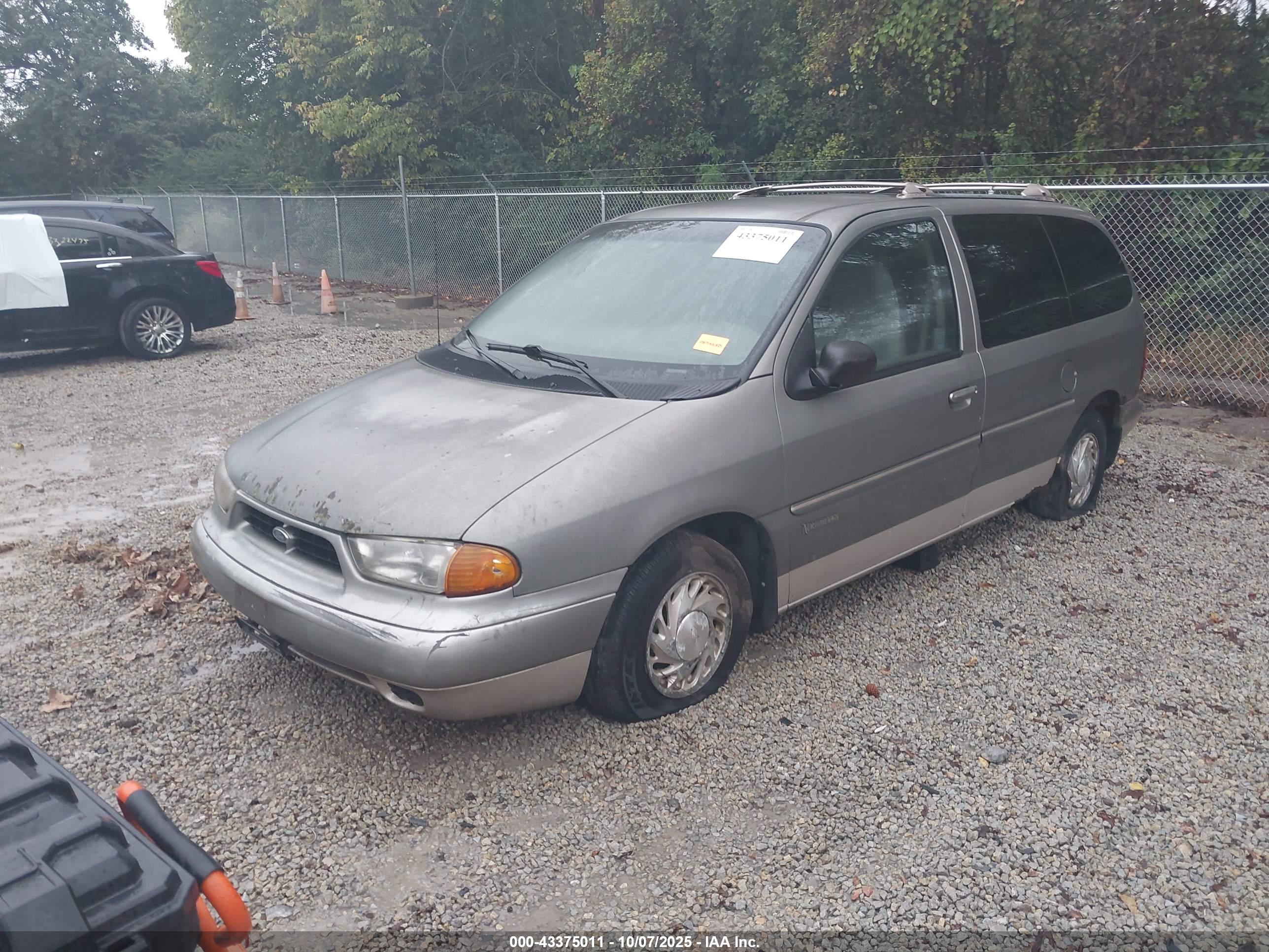 FORD WINDSTAR image 2