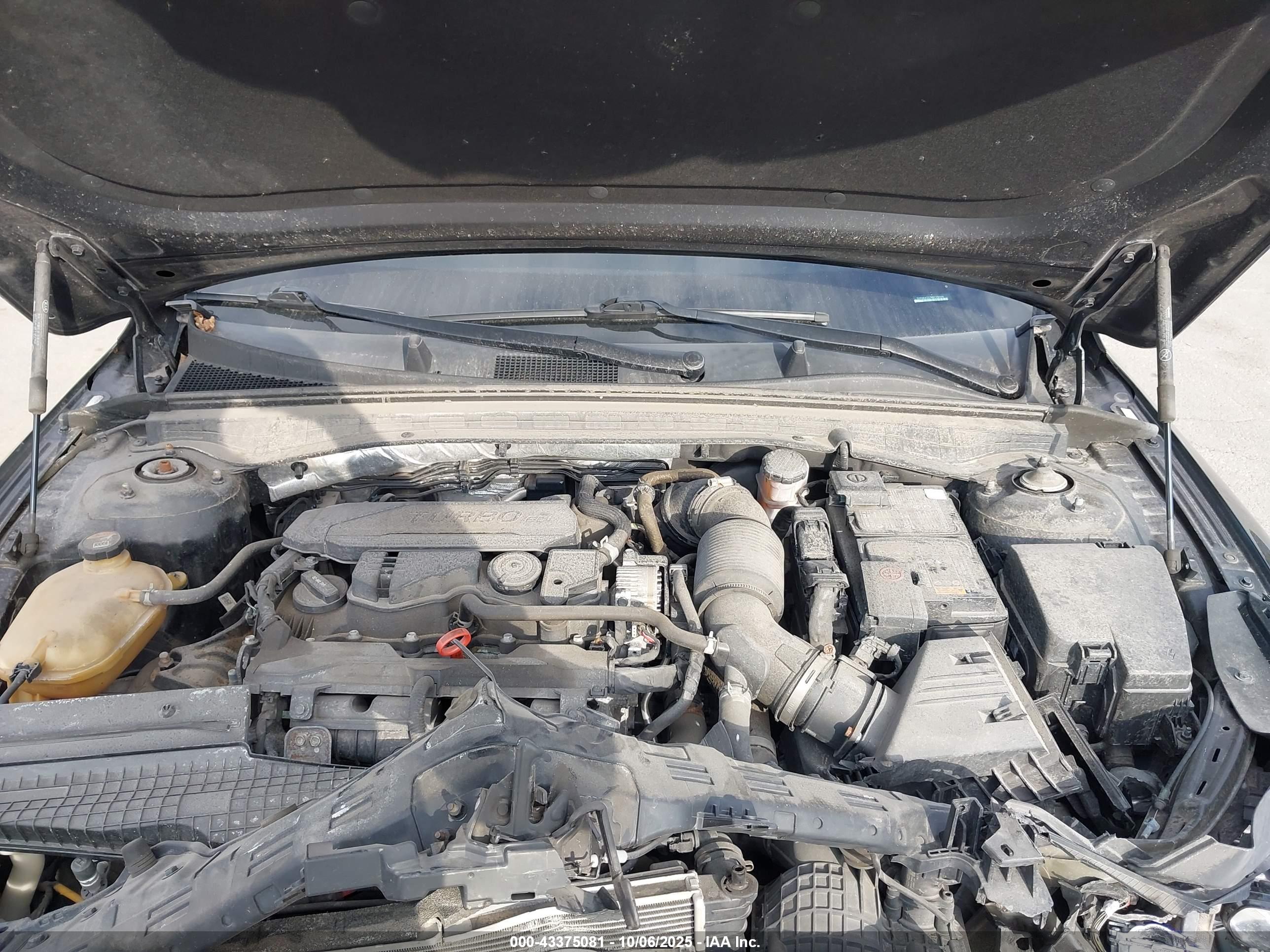 KIA K5 image 10