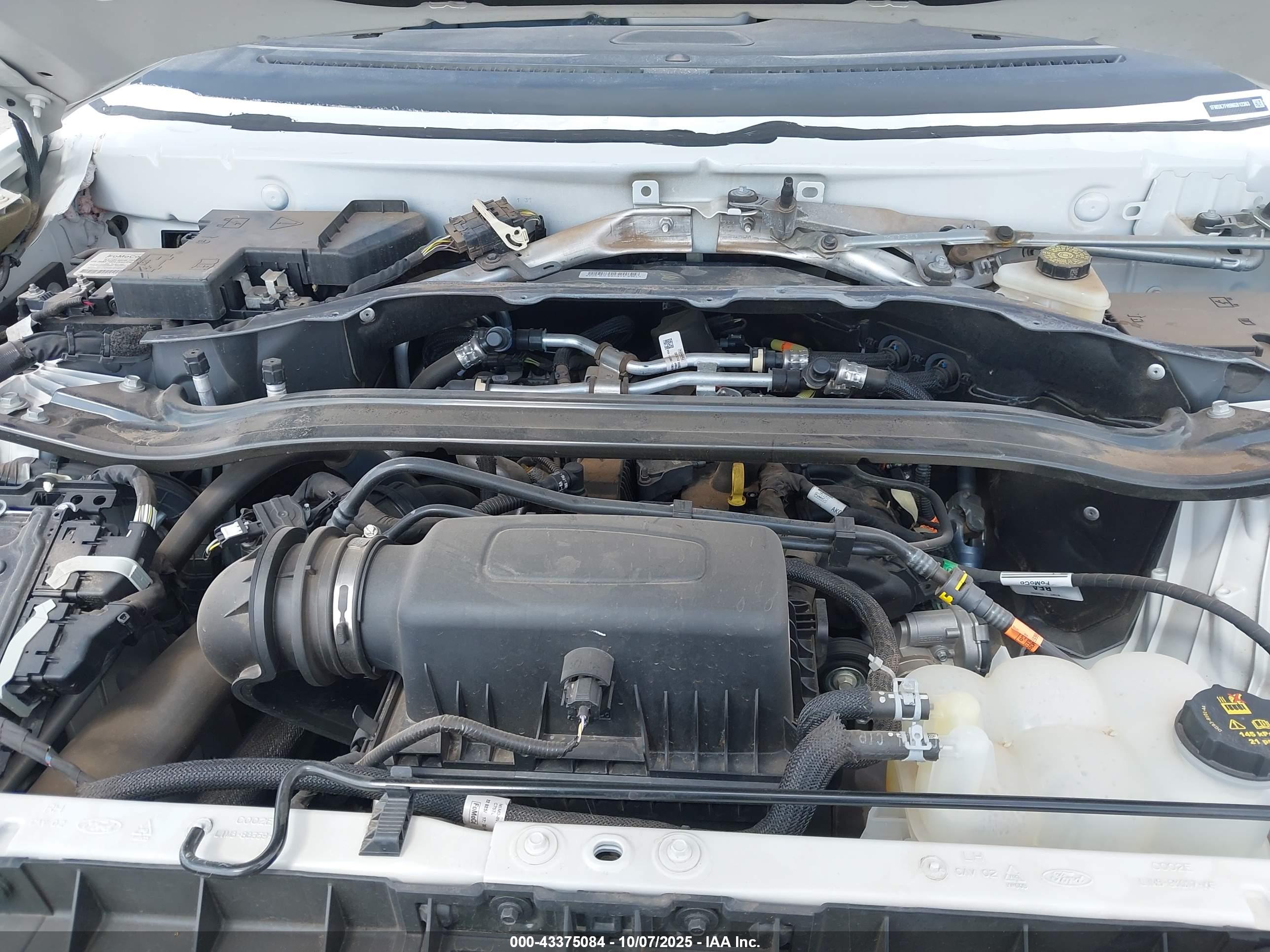 FORD EXPLORER image 10