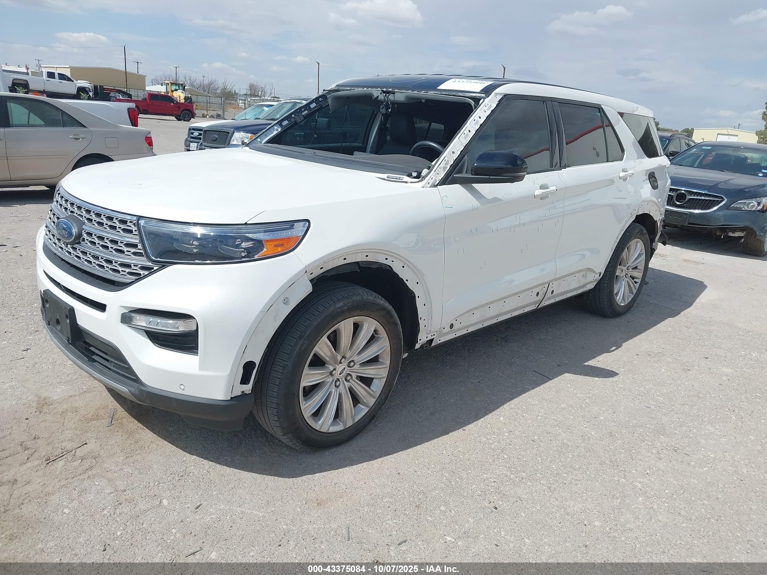 FORD EXPLORER image 2