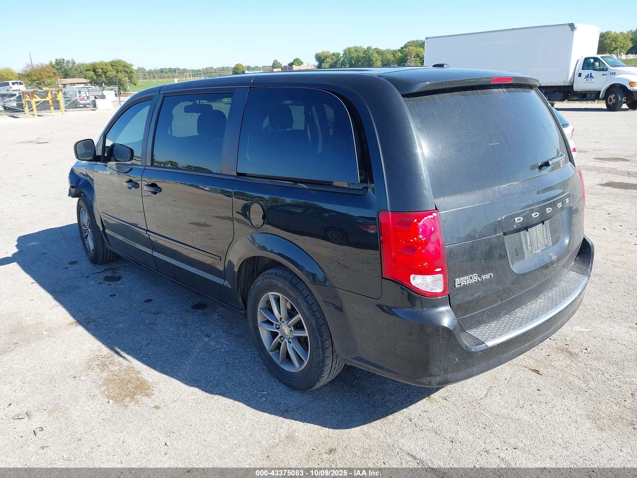 DODGE GRAND image 3