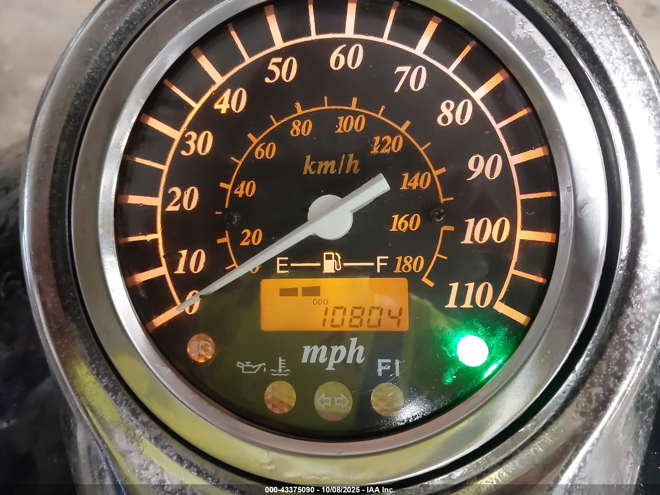 SUZUKI VL800 image 7