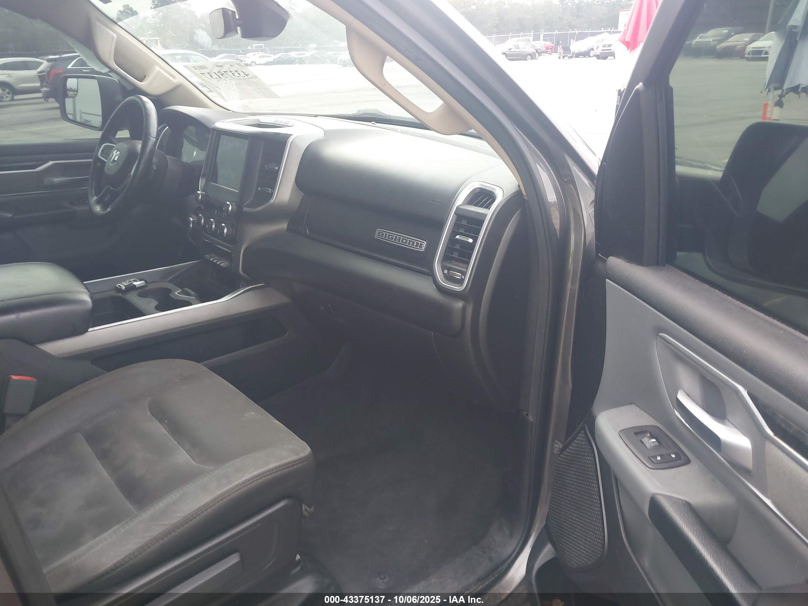 RAM 1500 image 5