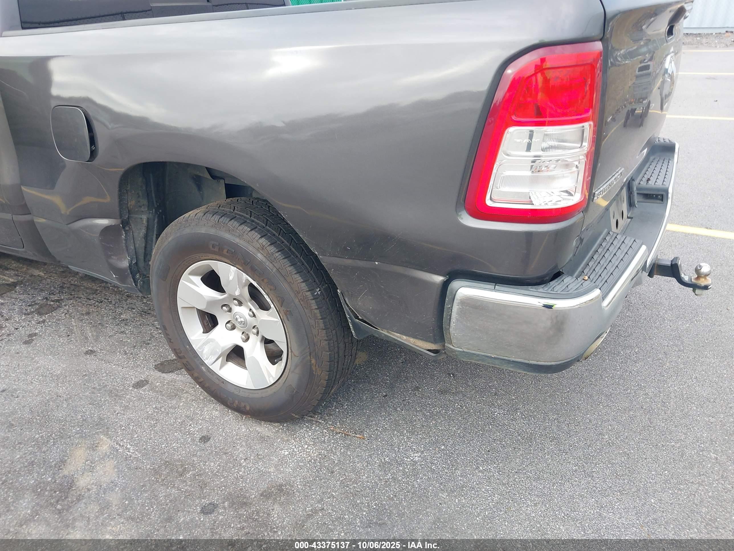 RAM 1500 image 6