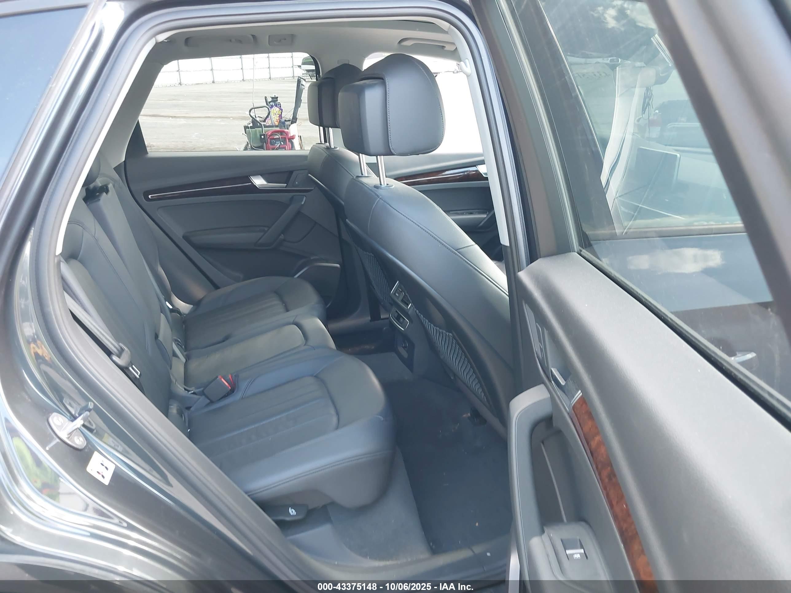 AUDI Q5 image 8