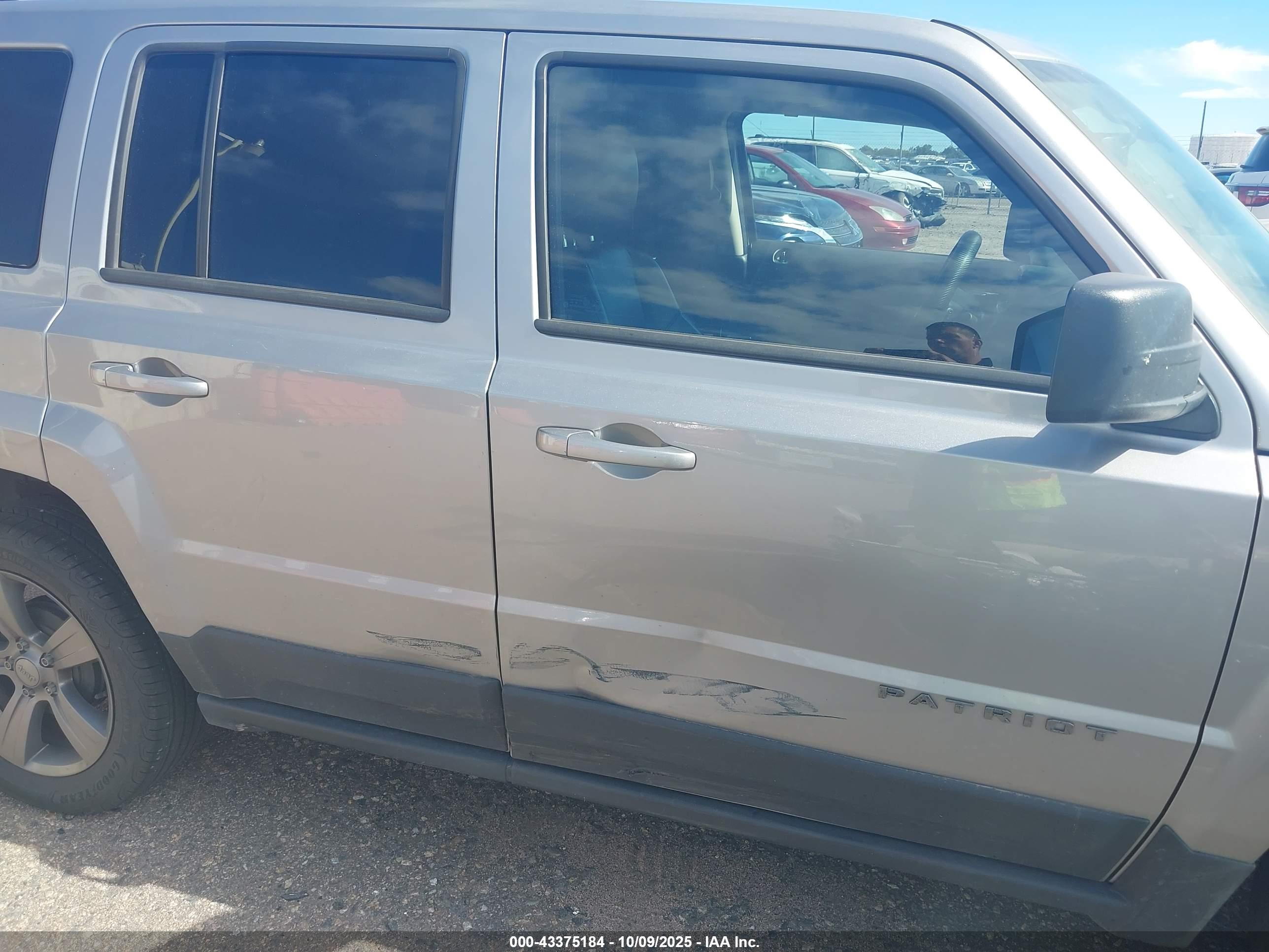 JEEP PATRIOT image 6