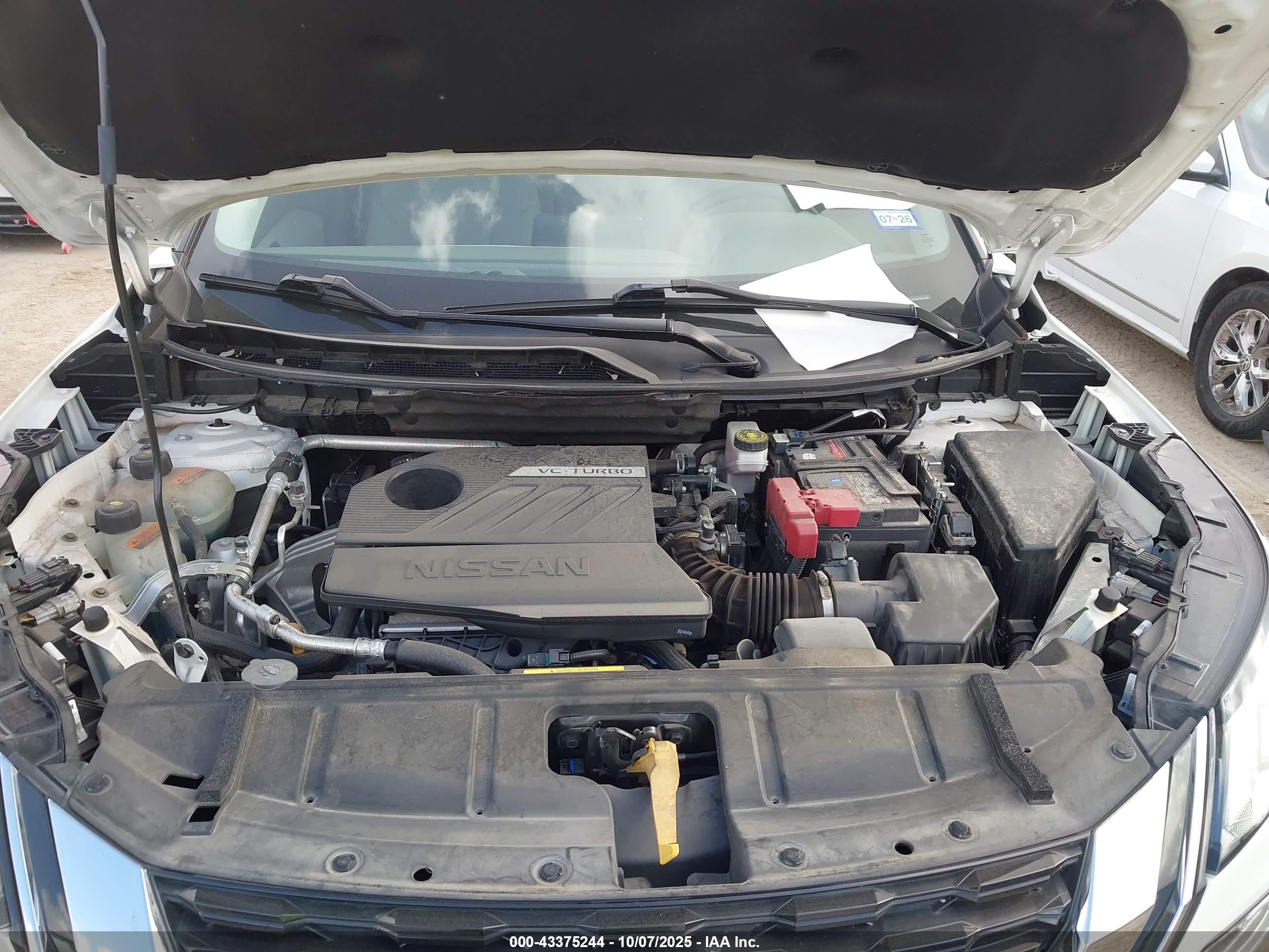 NISSAN ROGUE image 10