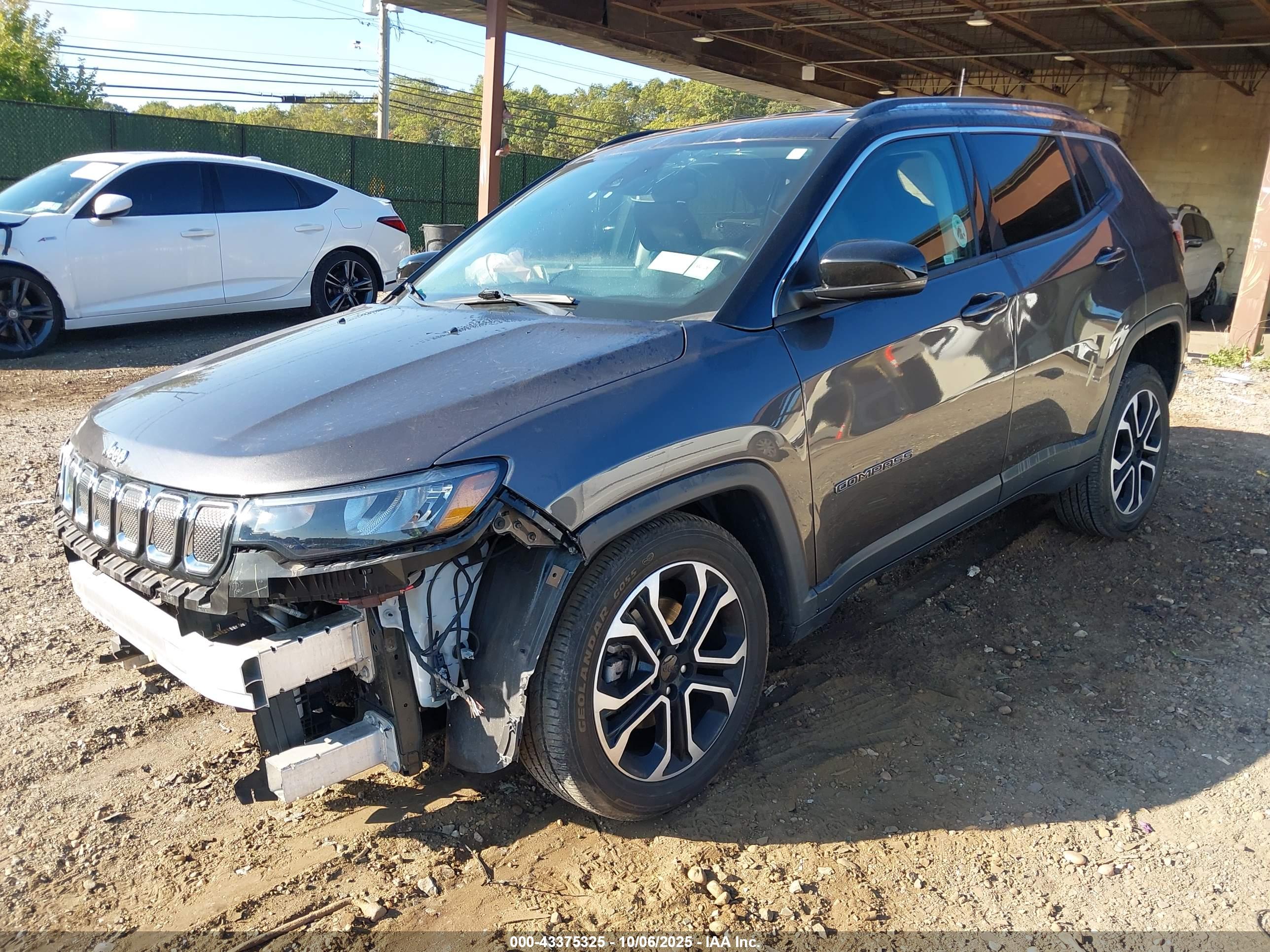 JEEP COMPASS image 2
