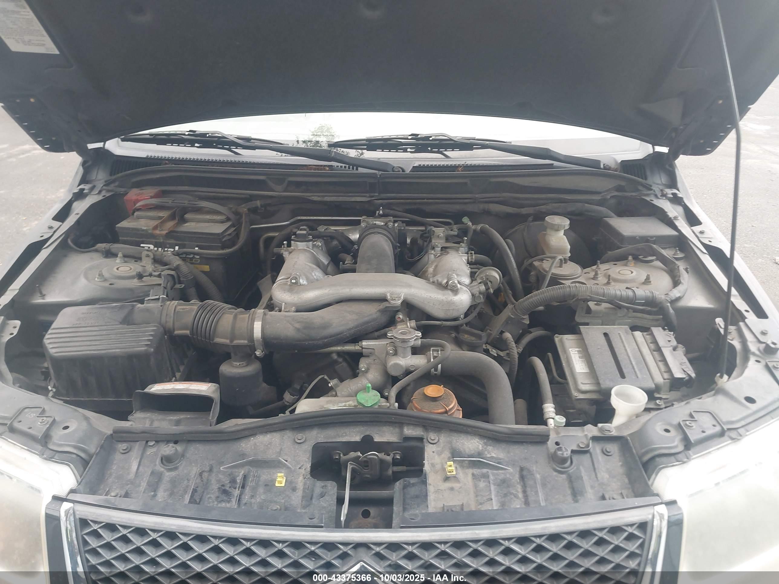 SUZUKI GRAND image 10
