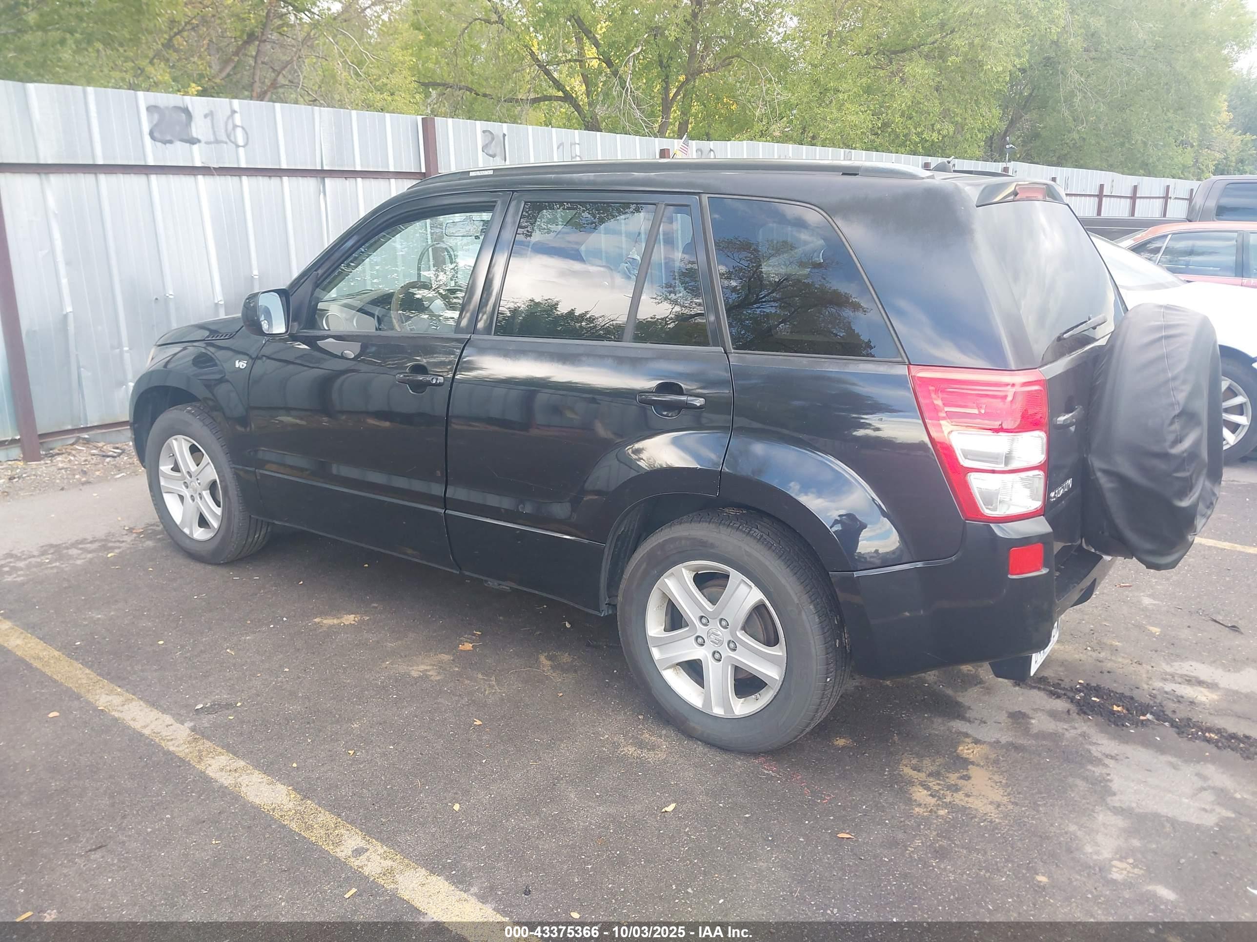 SUZUKI GRAND image 3