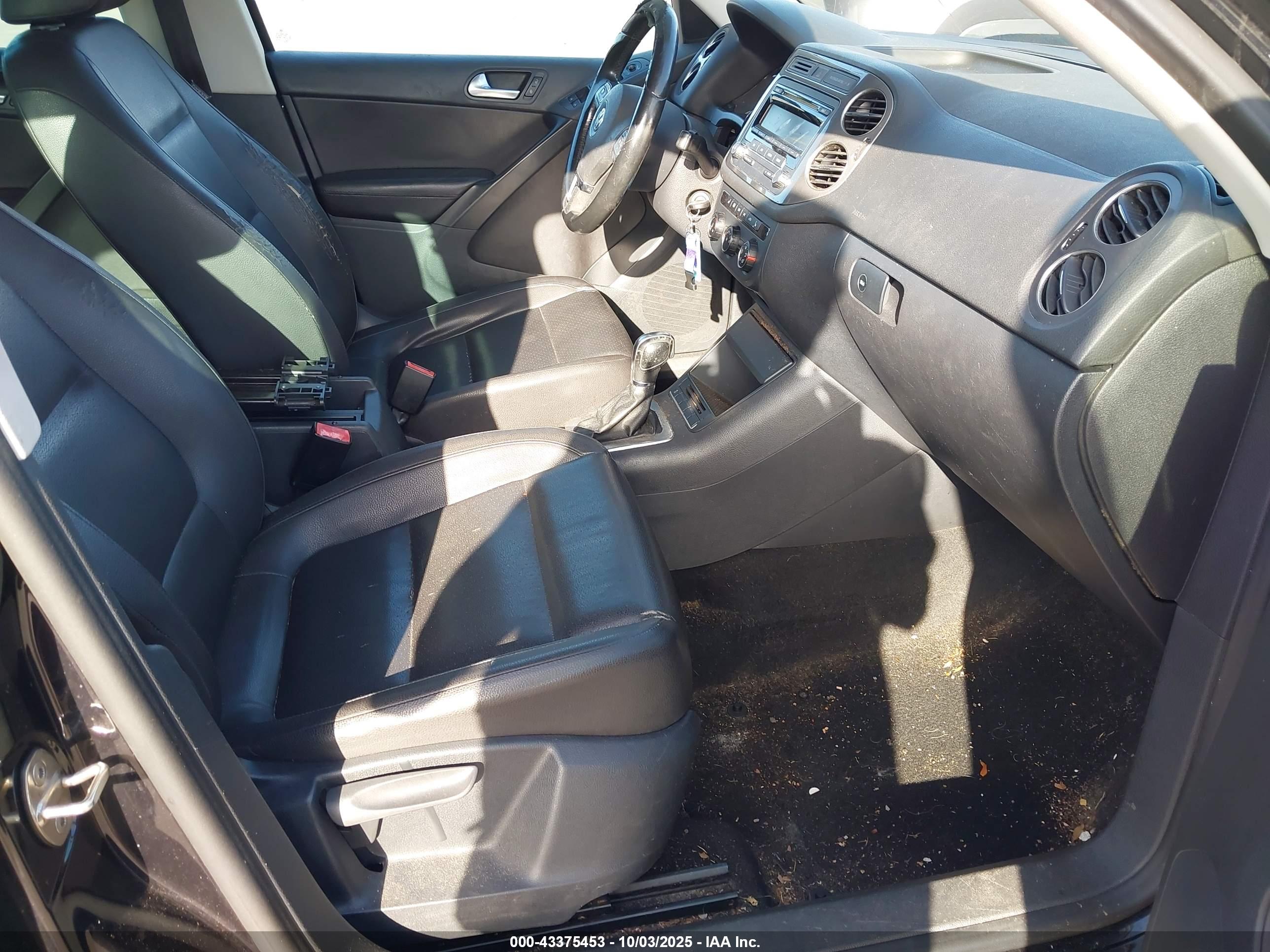 VOLKSWAGEN TIGUAN image 5