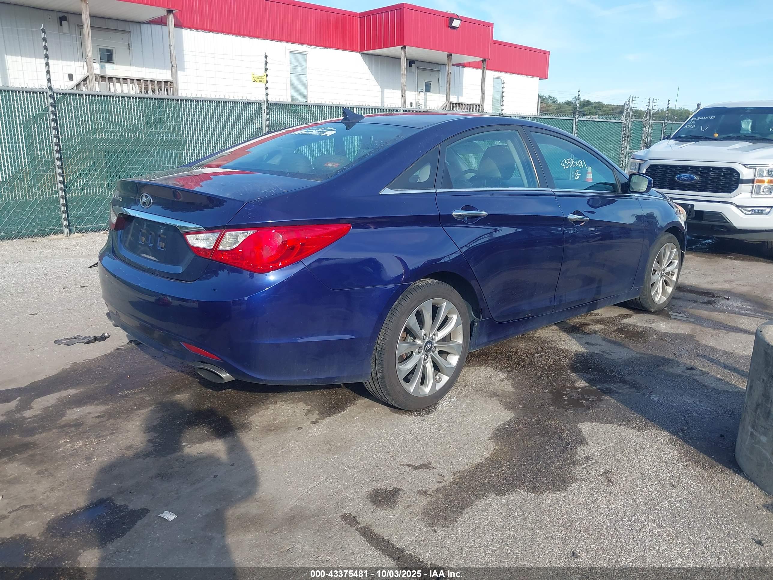HYUNDAI SONATA image 4