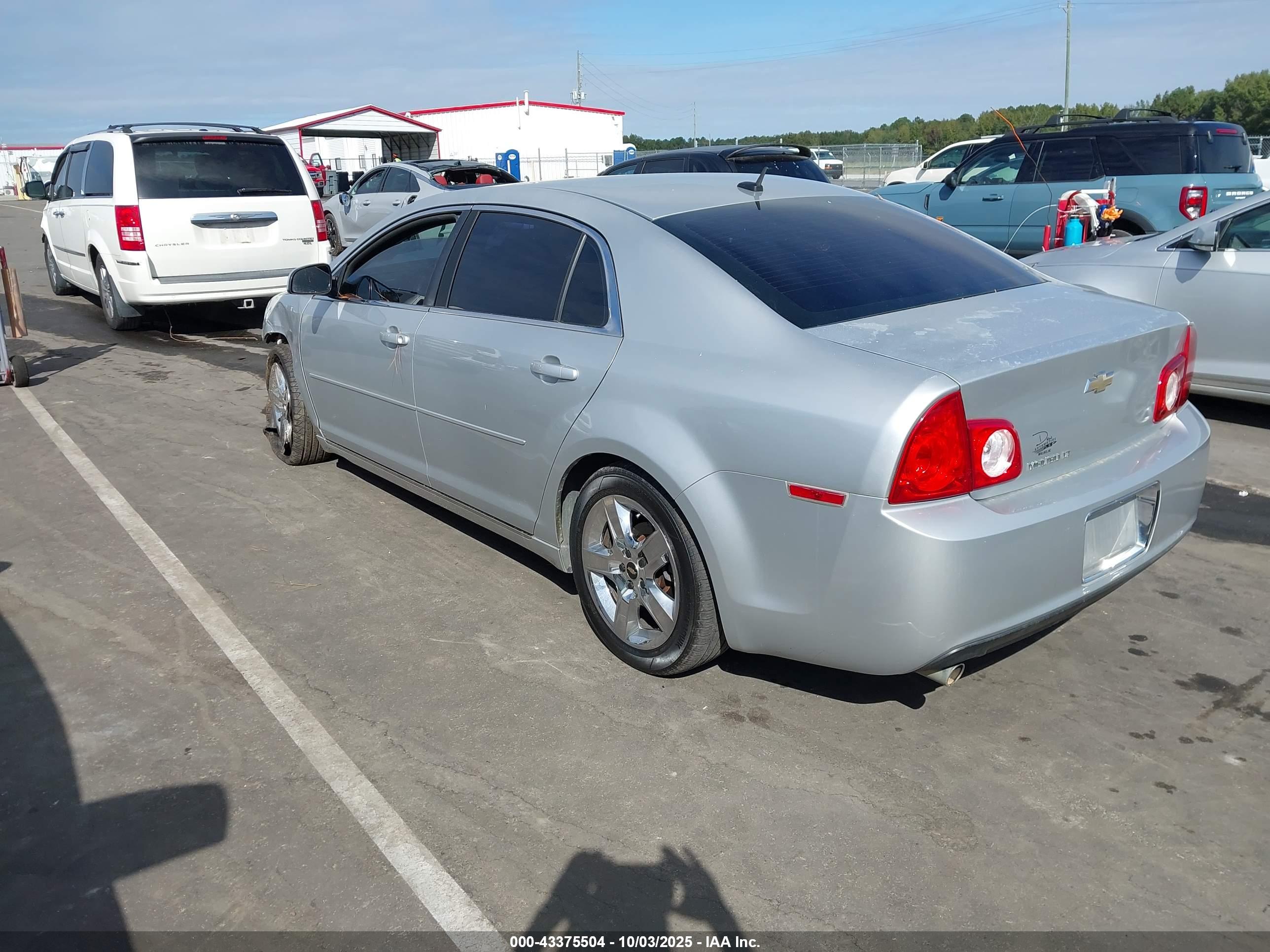 CHEVROLET MALIBU image 3