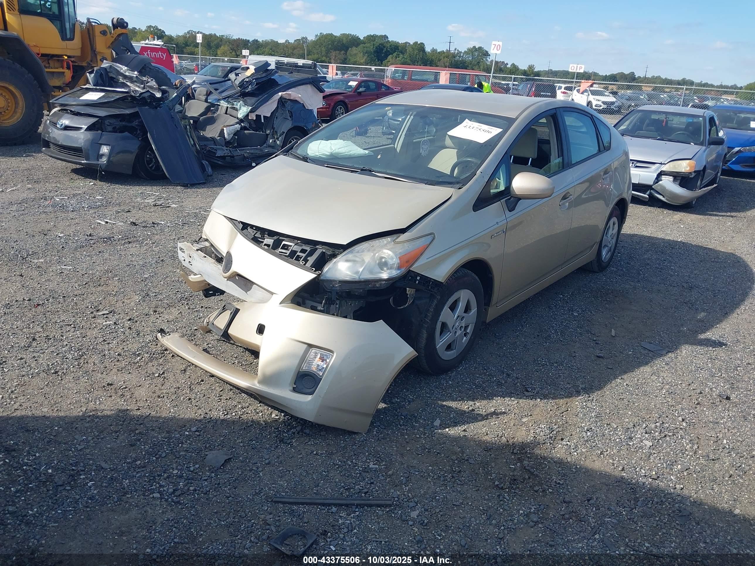 TOYOTA PRIUS image 2