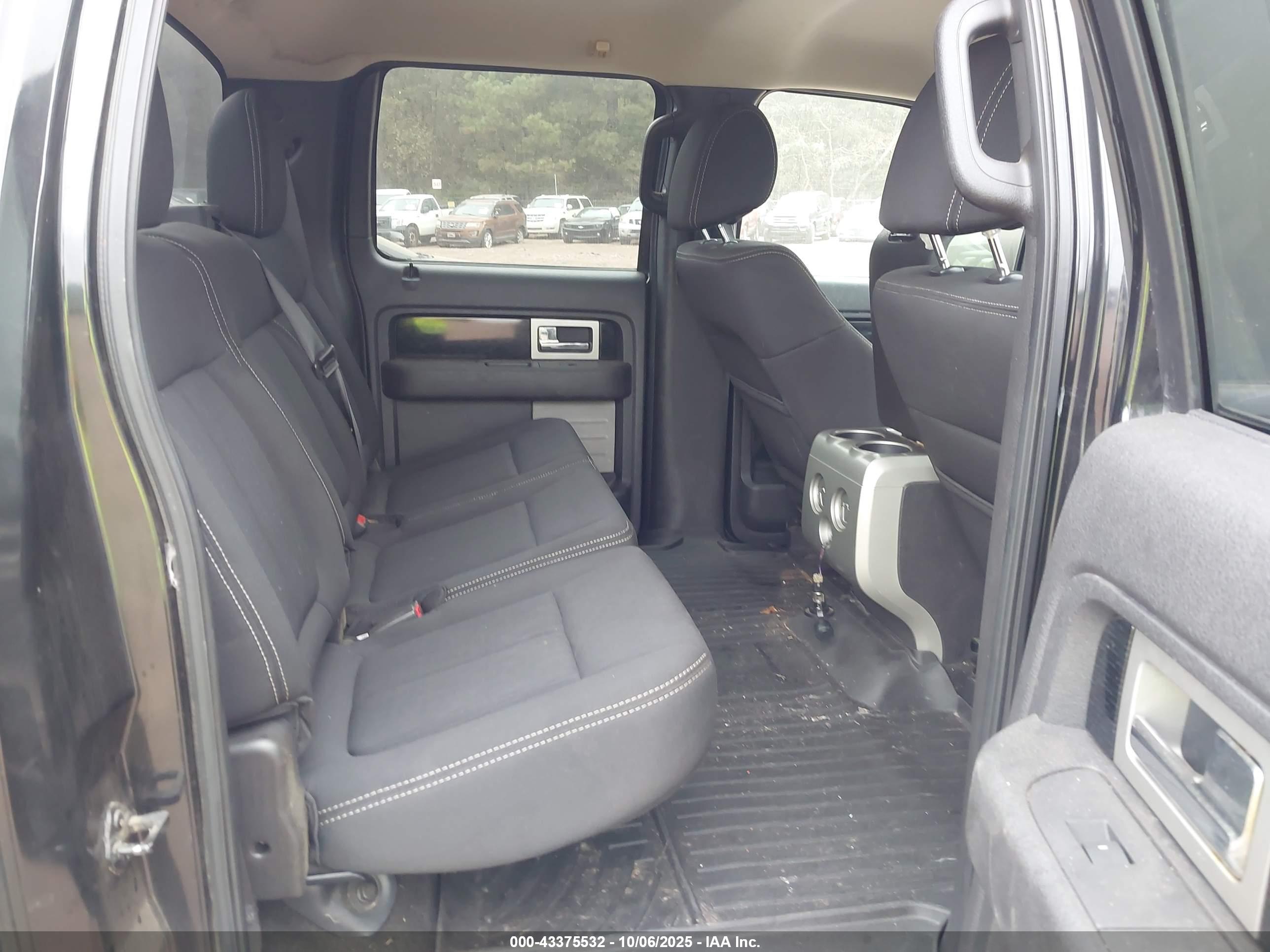 FORD F-150 image 8