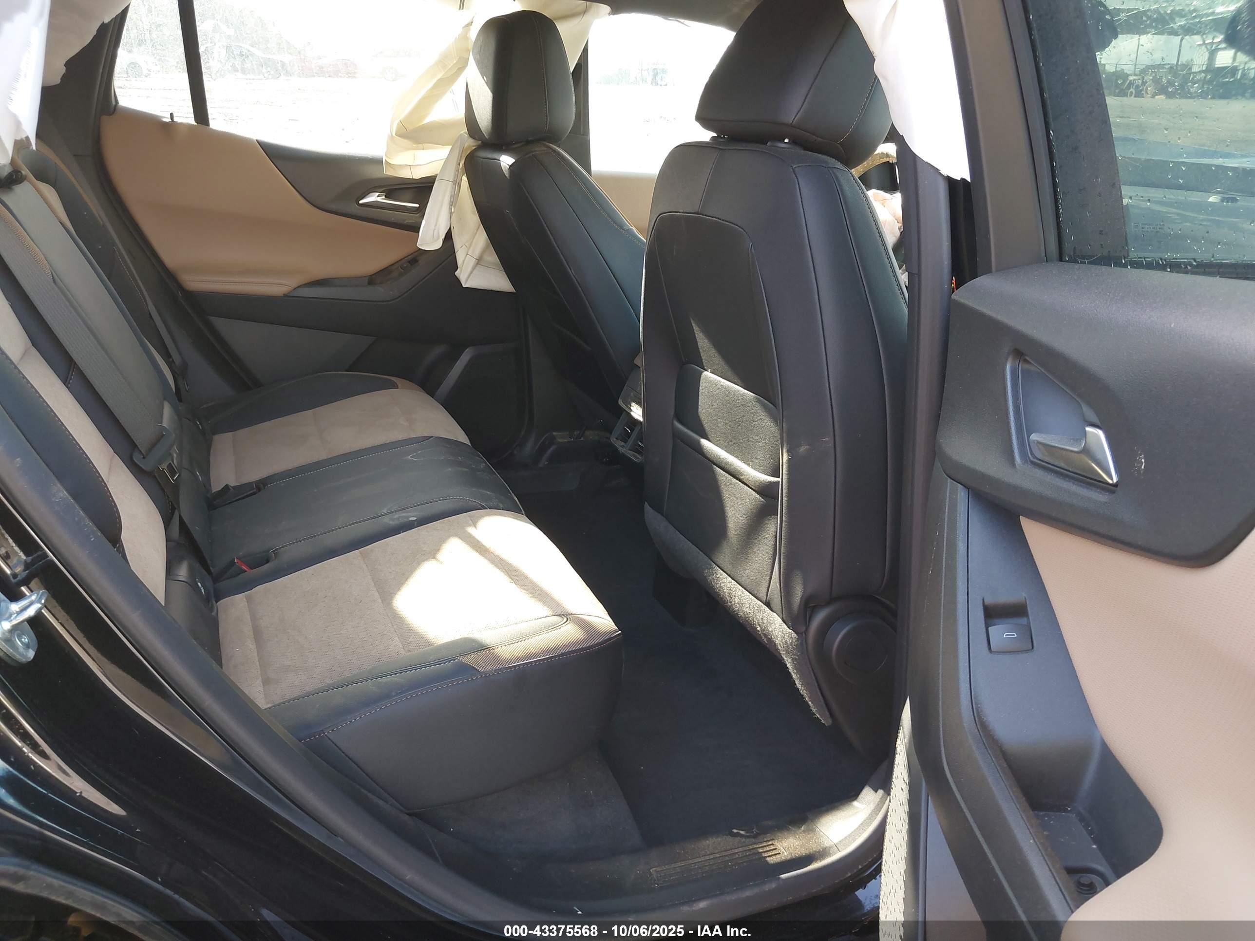 CHEVROLET EQUINOX image 8