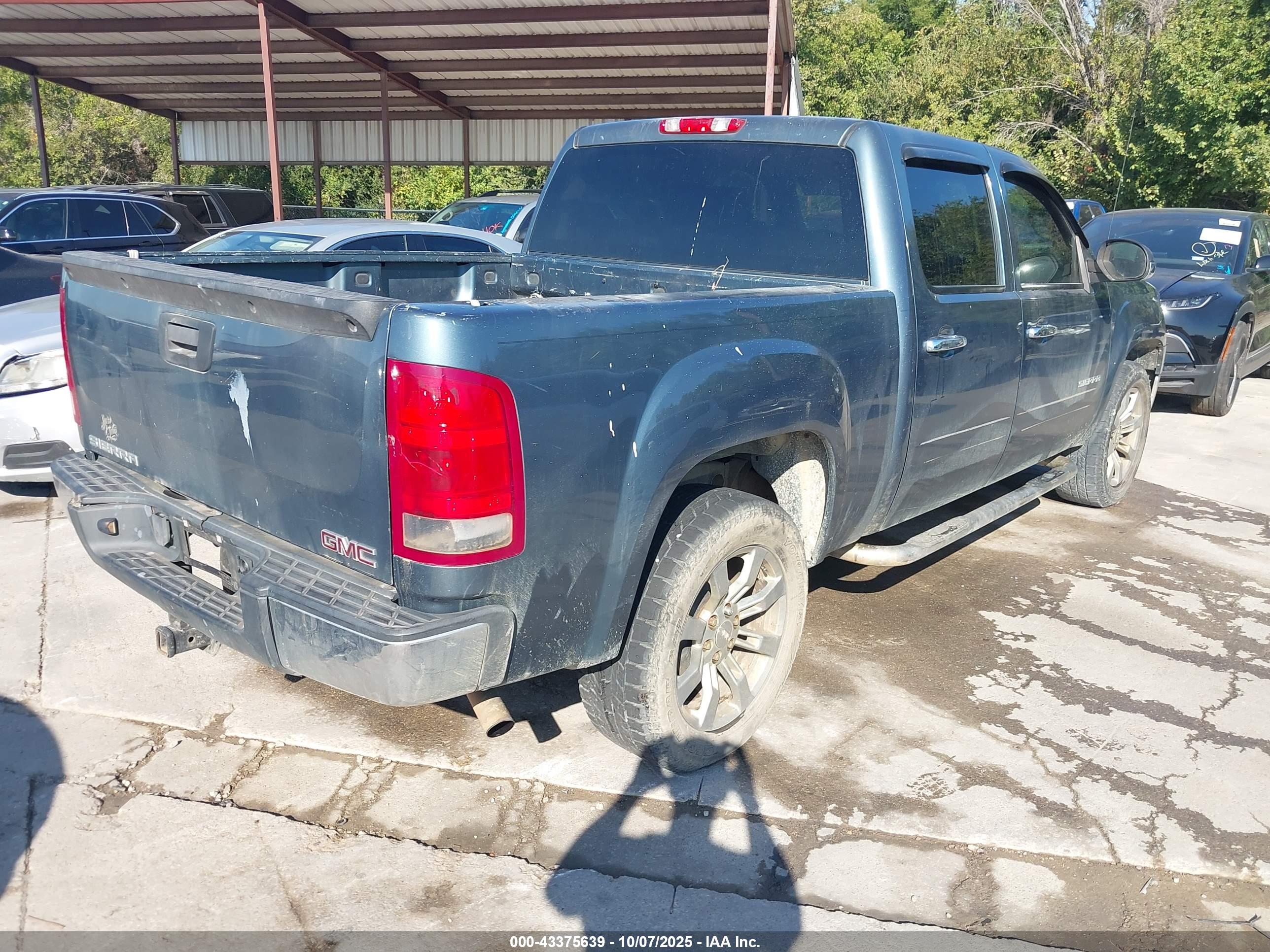 GMC SIERRA image 4