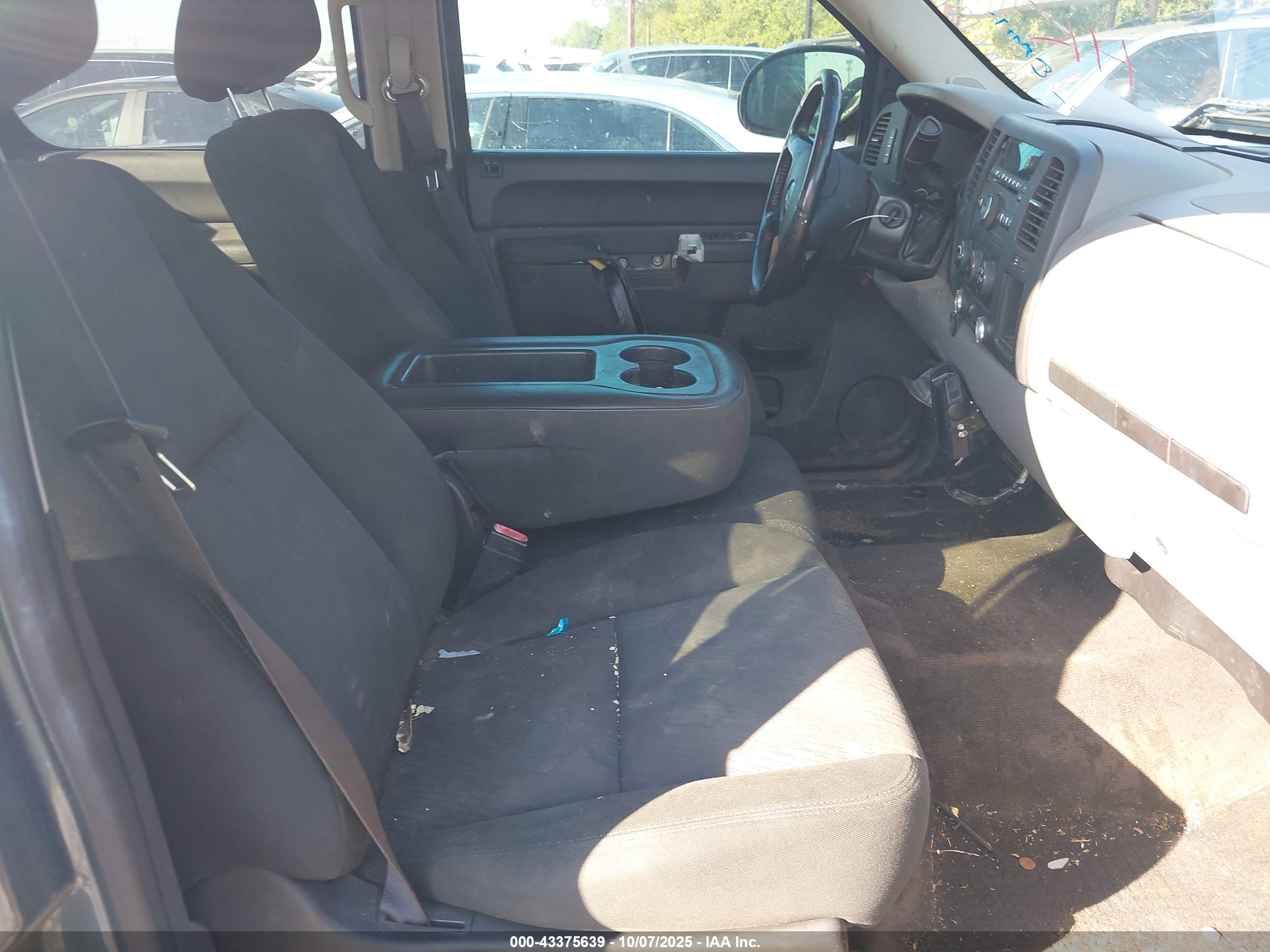 GMC SIERRA image 5