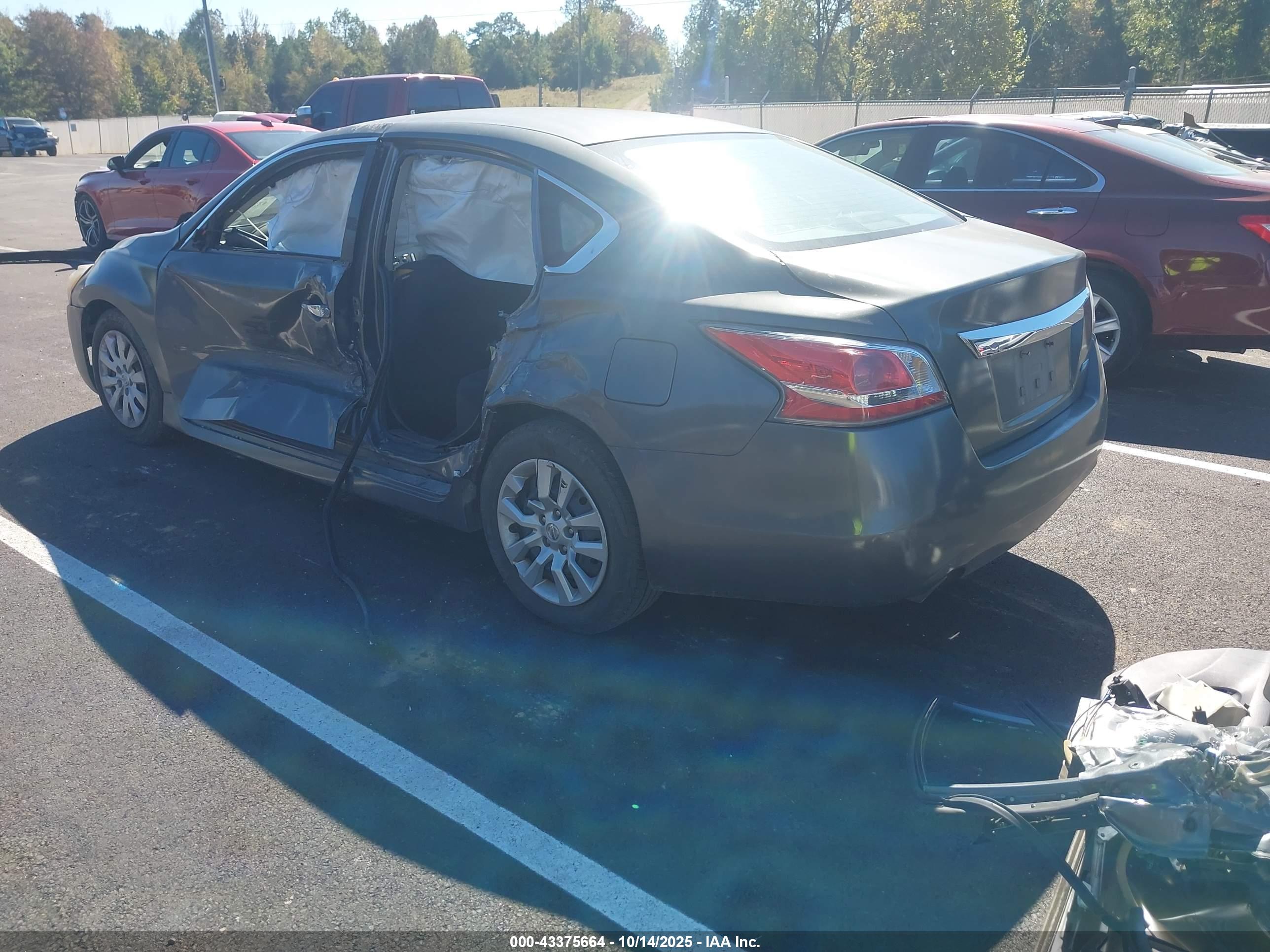 NISSAN ALTIMA image 3