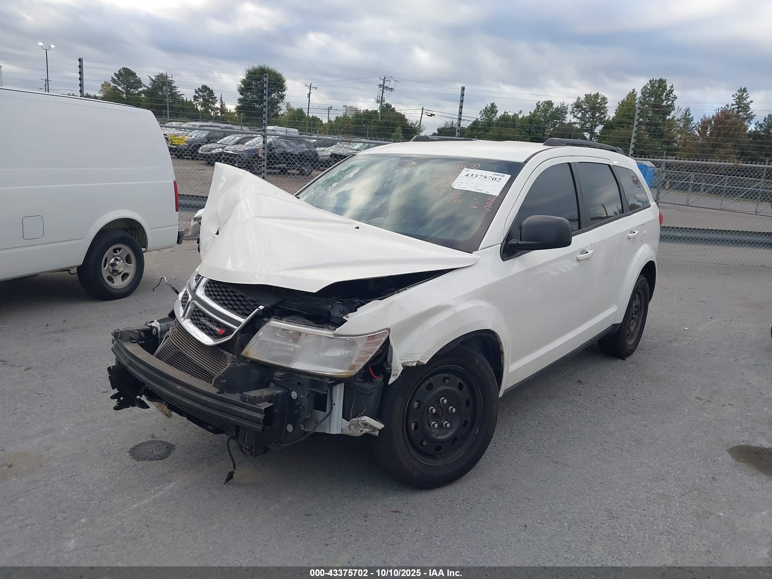 DODGE JOURNEY image 2