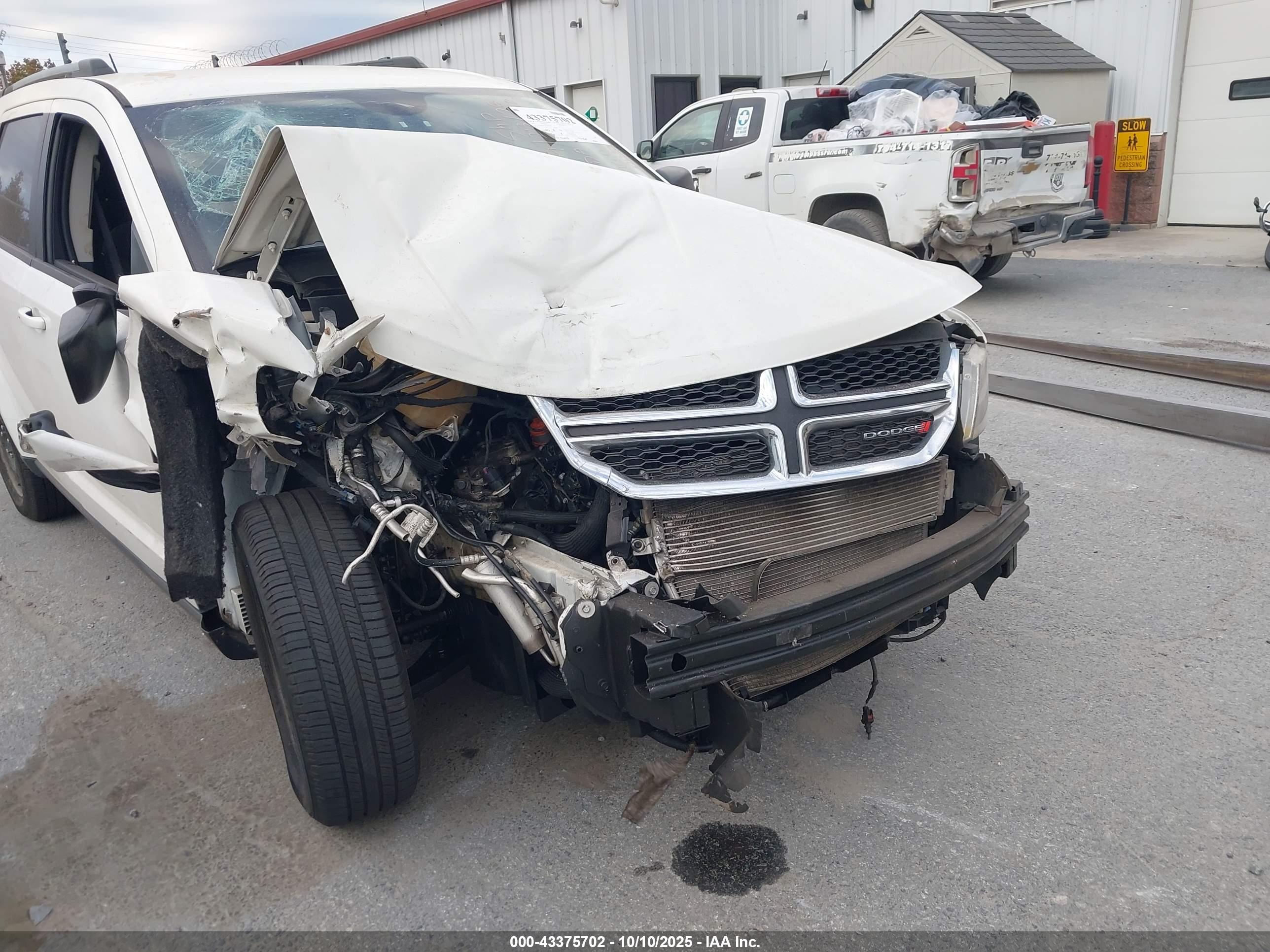 DODGE JOURNEY image 6