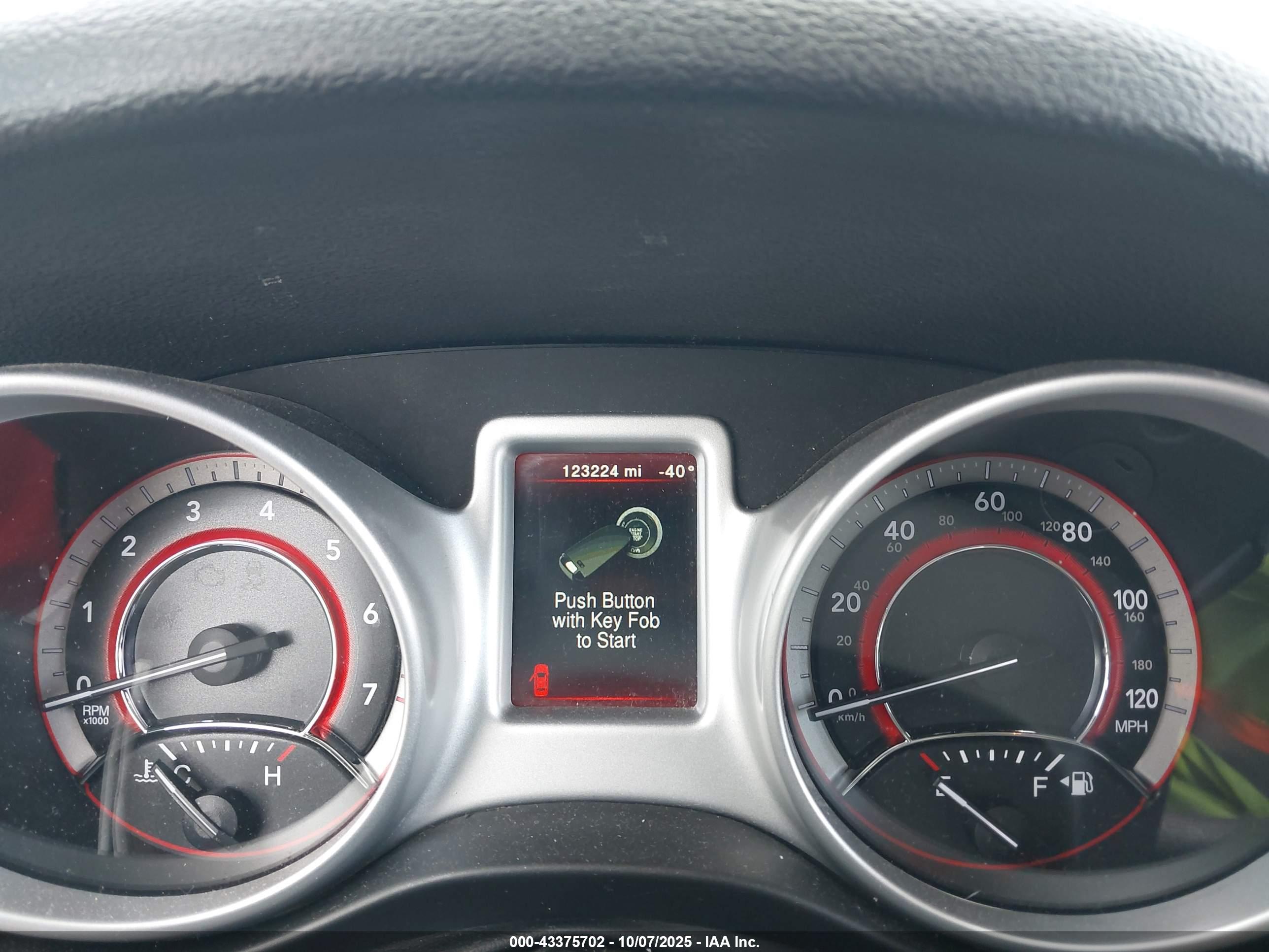 DODGE JOURNEY image 7