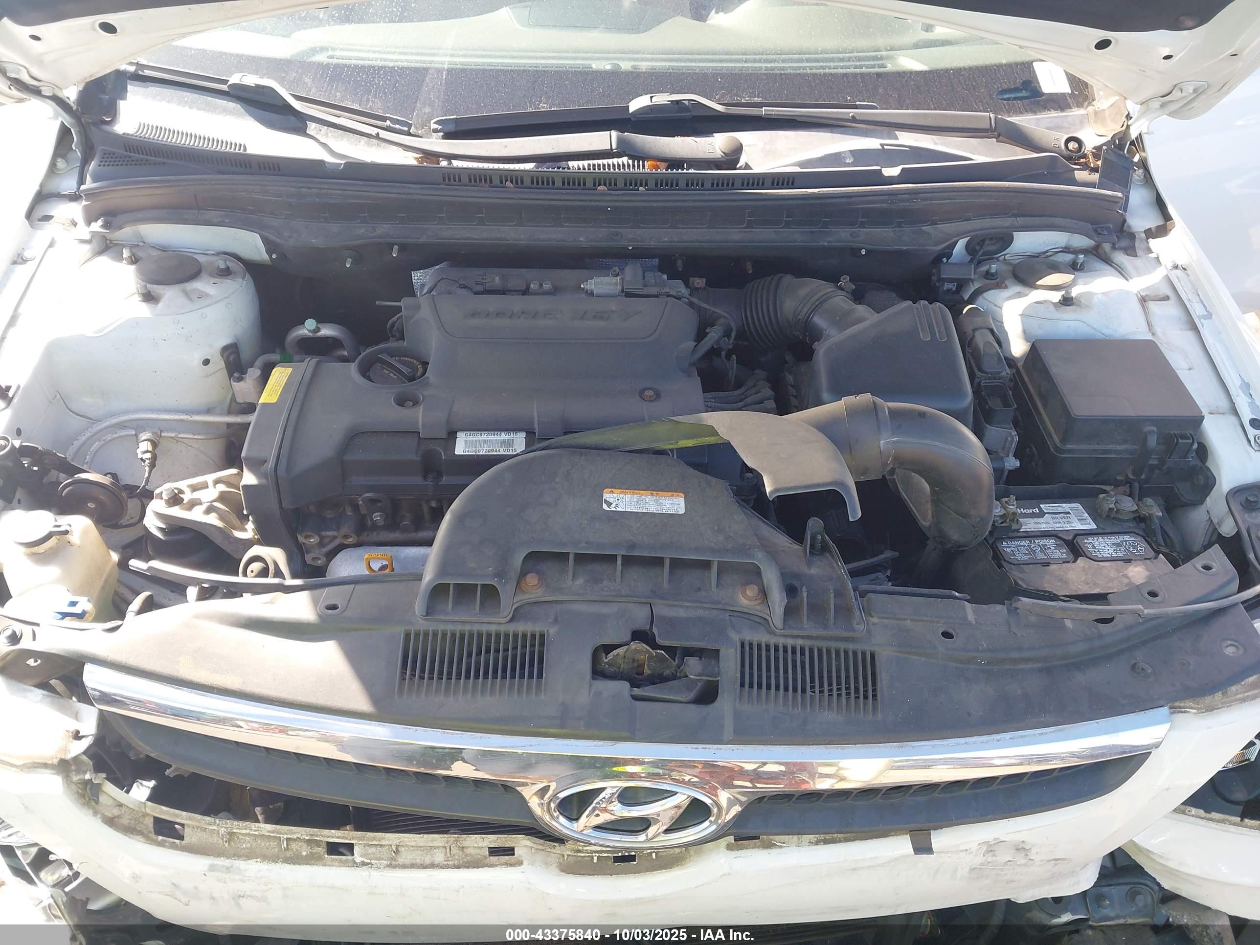 HYUNDAI ELANTRA image 10