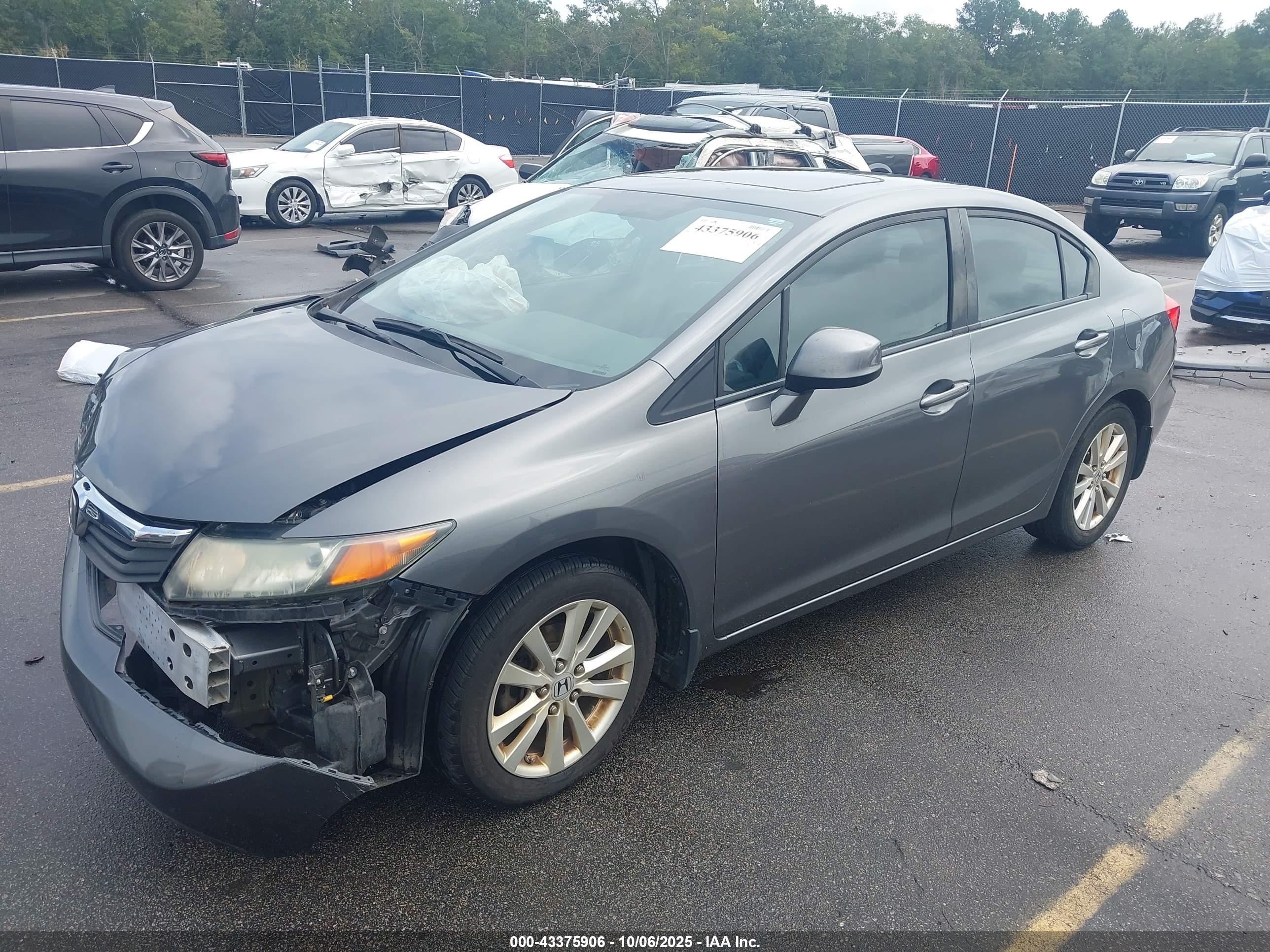 HONDA CIVIC image 2