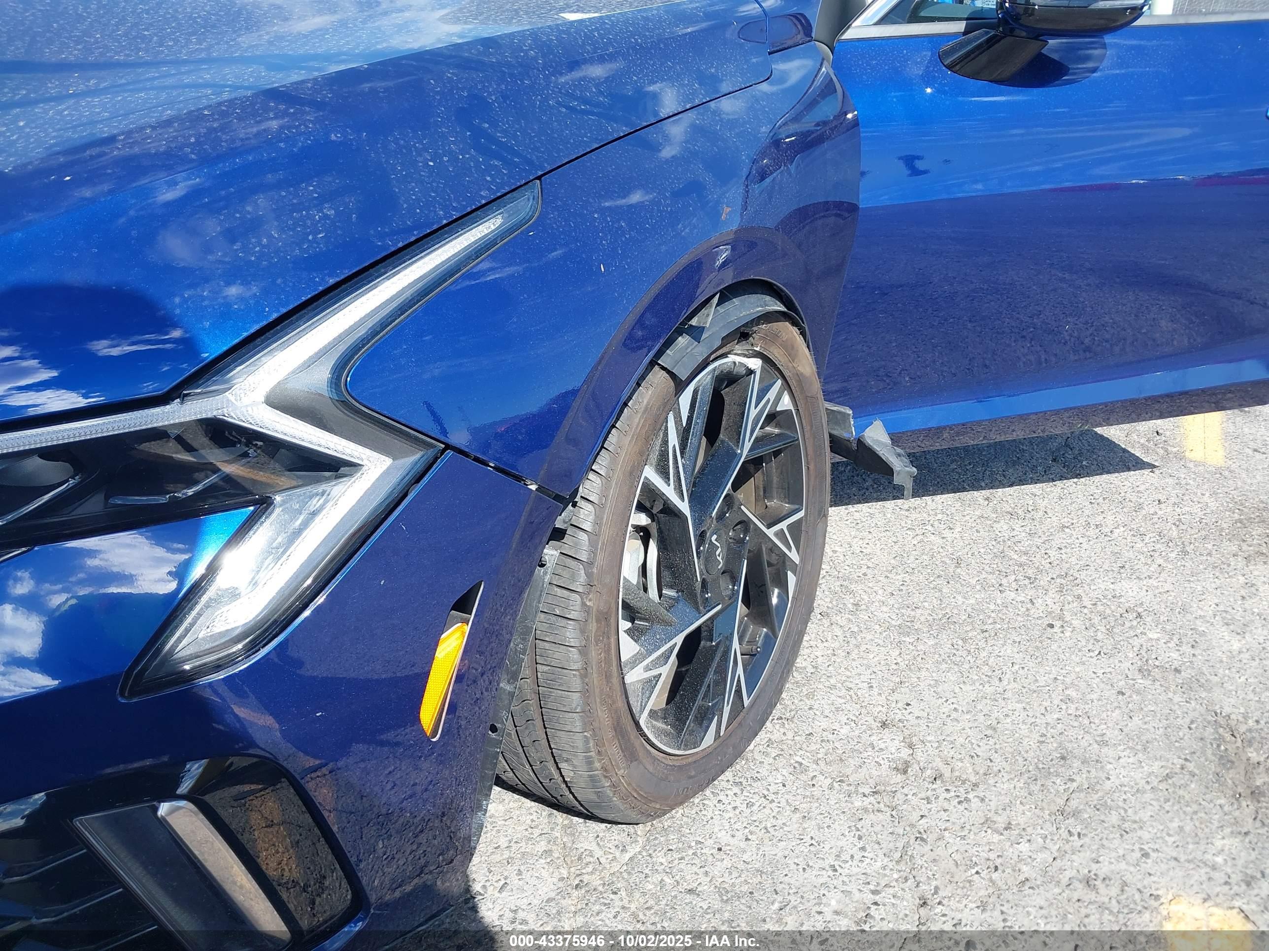 KIA K5 image 6