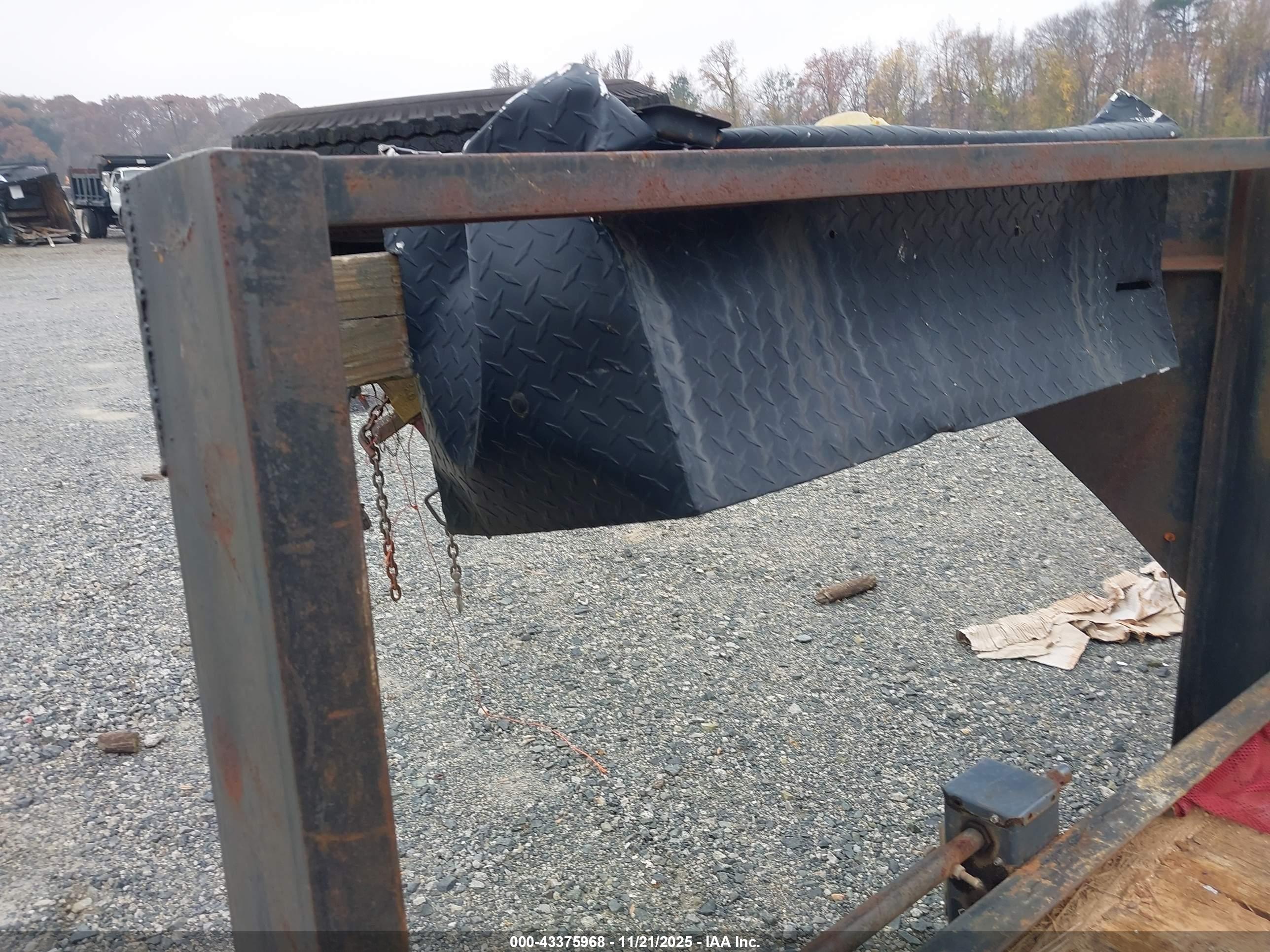 CAR TRAILER image 7