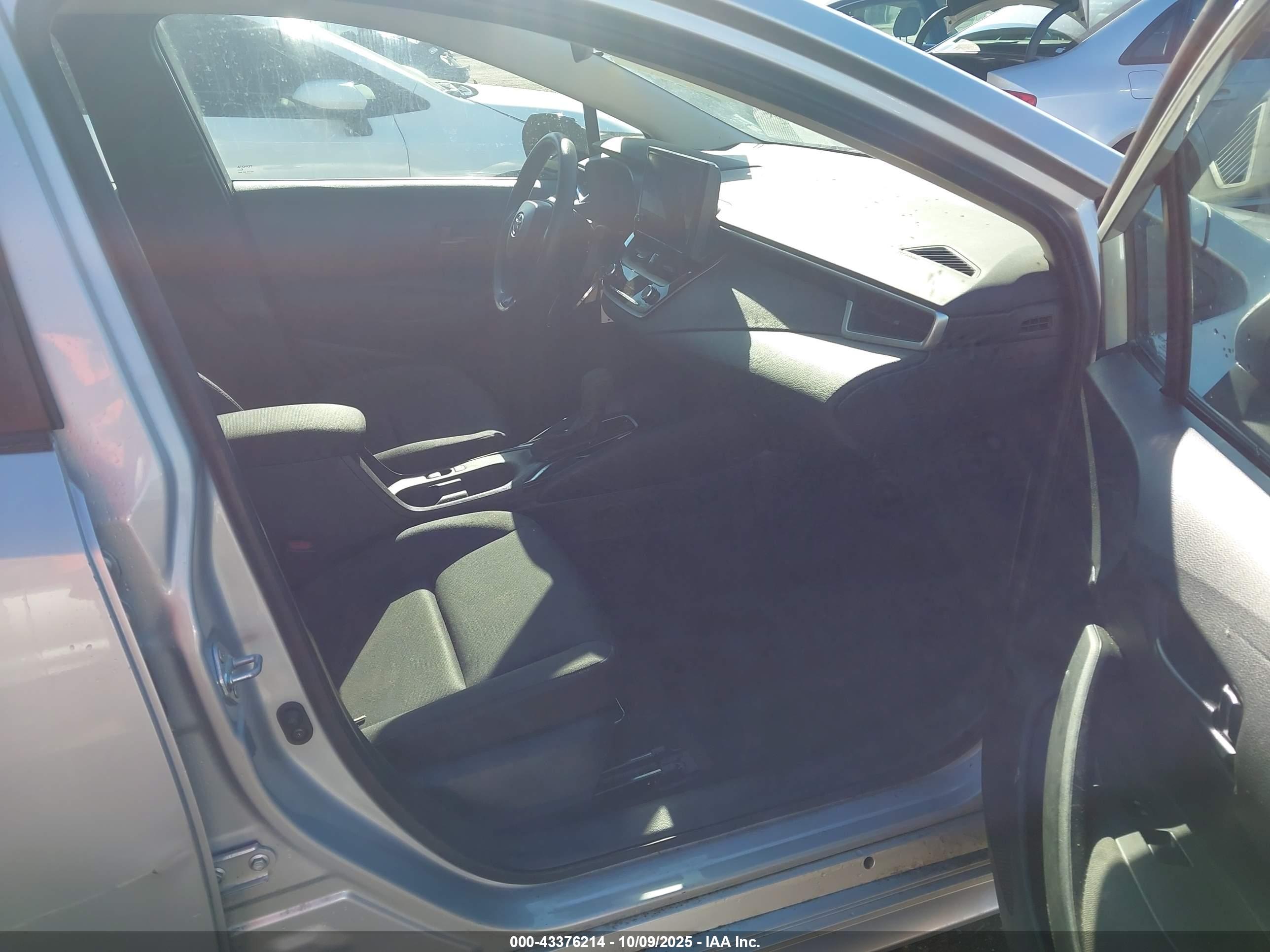 TOYOTA COROLLA image 5