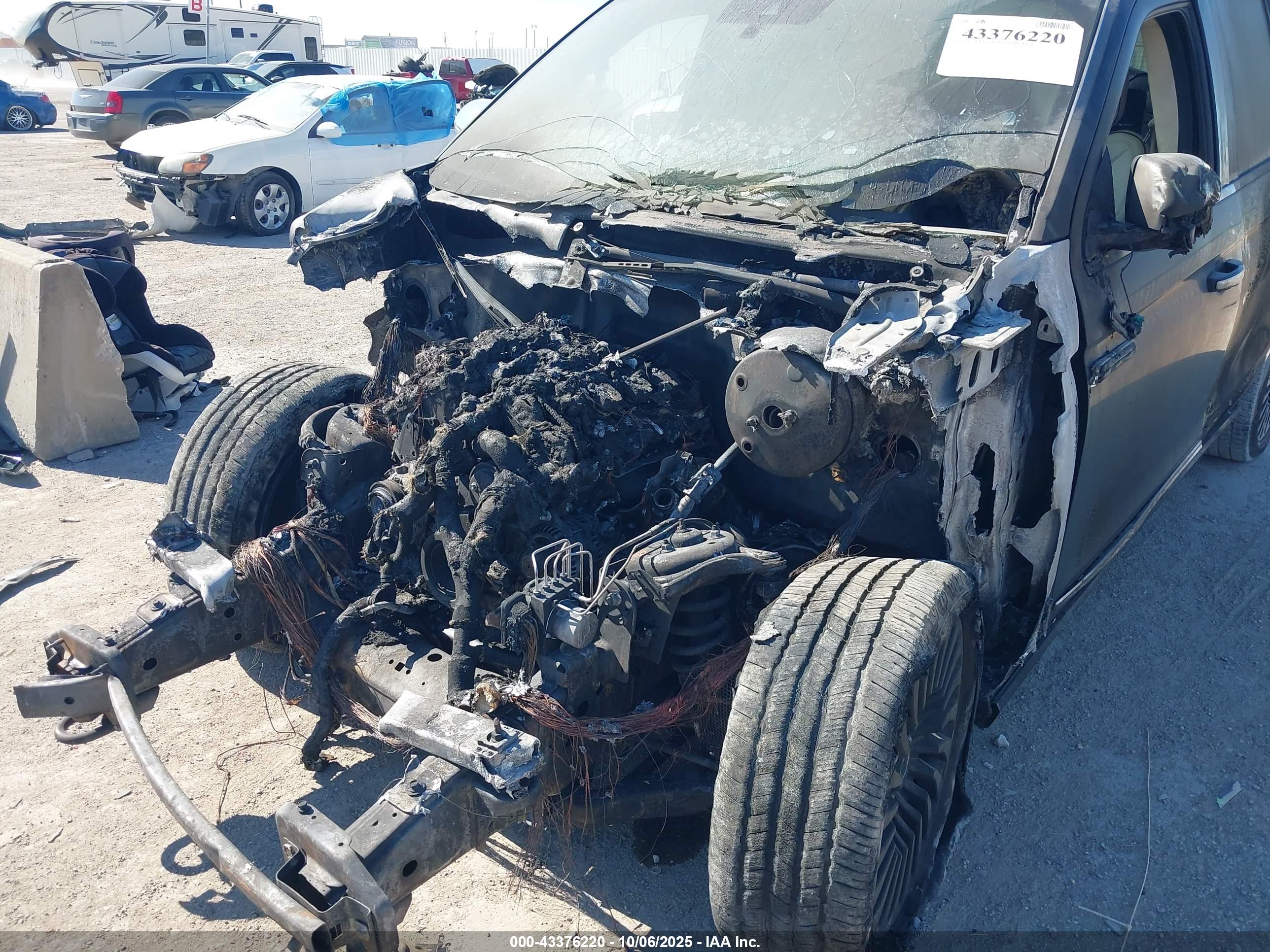 LINCOLN NAVIGATOR image 6