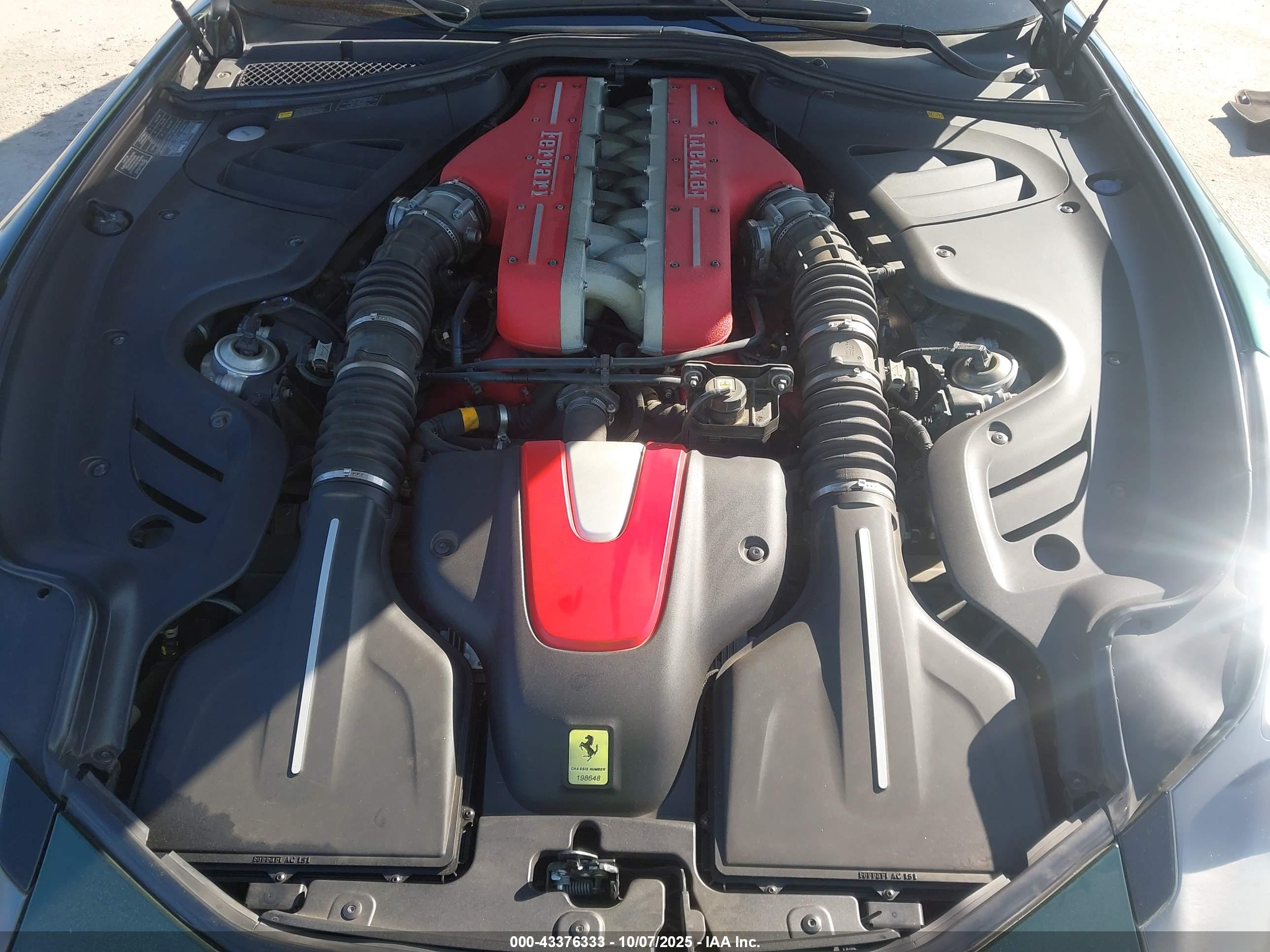 FERRARI FF image 10