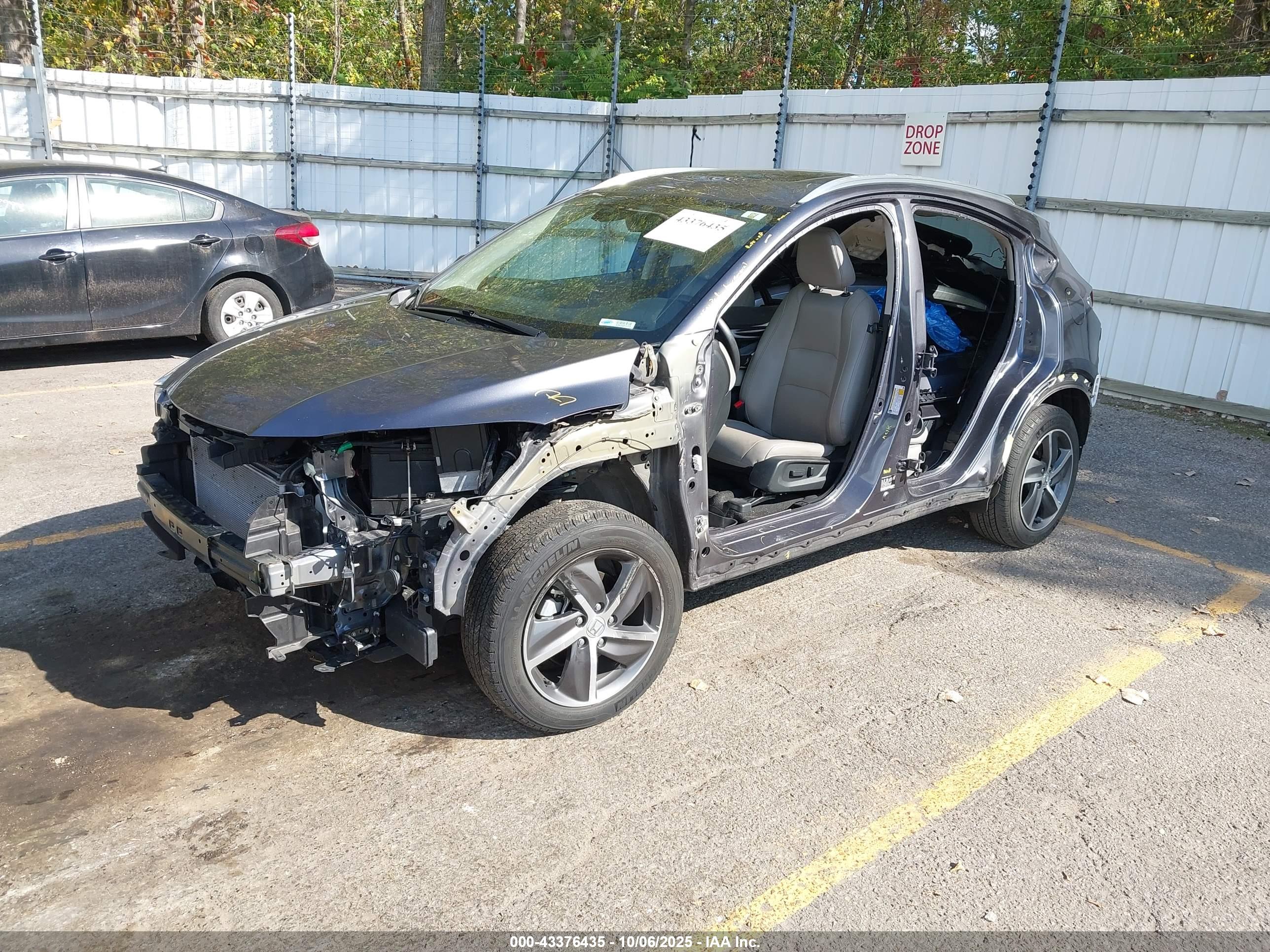 HONDA HR-V image 2
