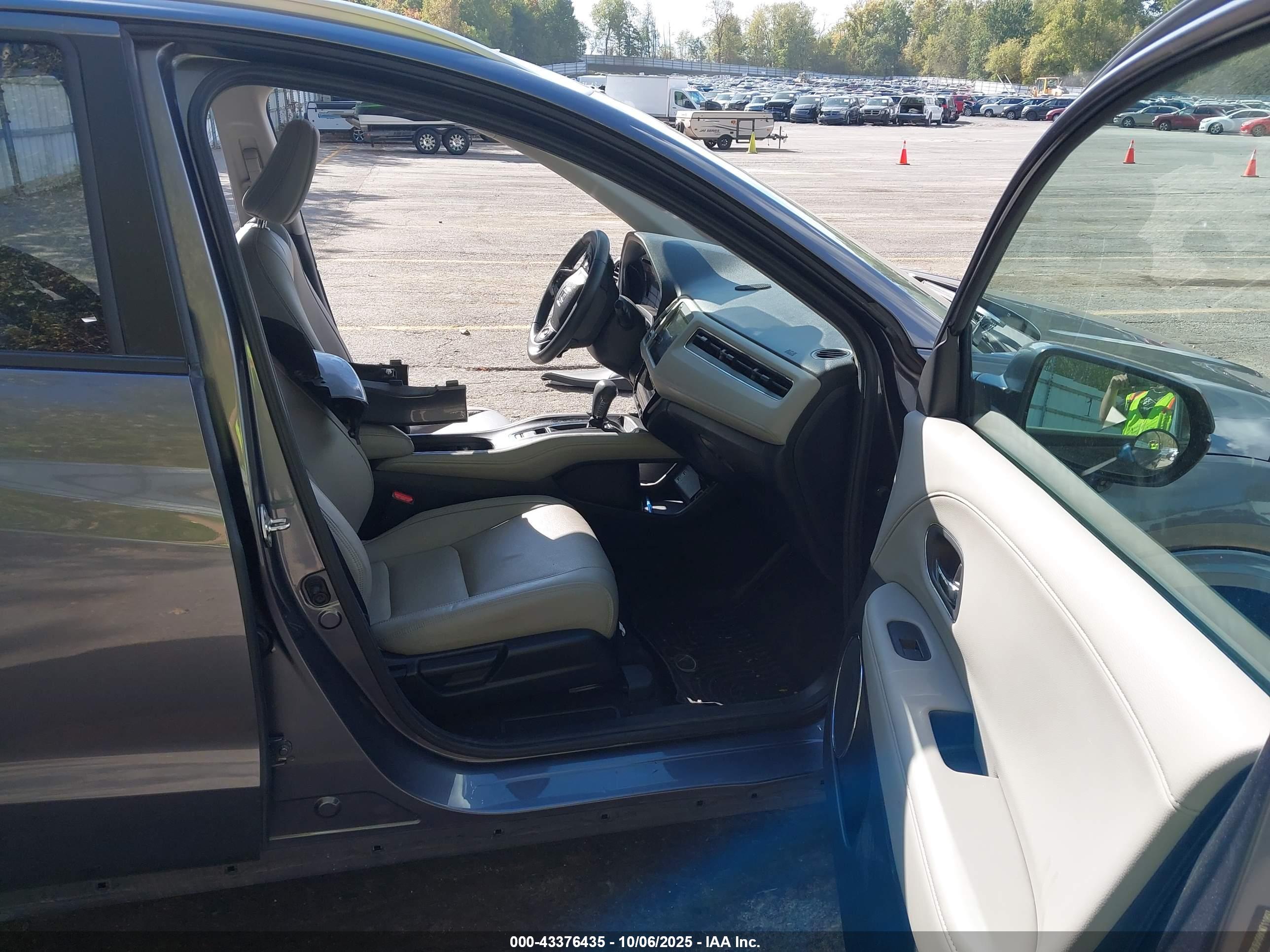 HONDA HR-V image 5