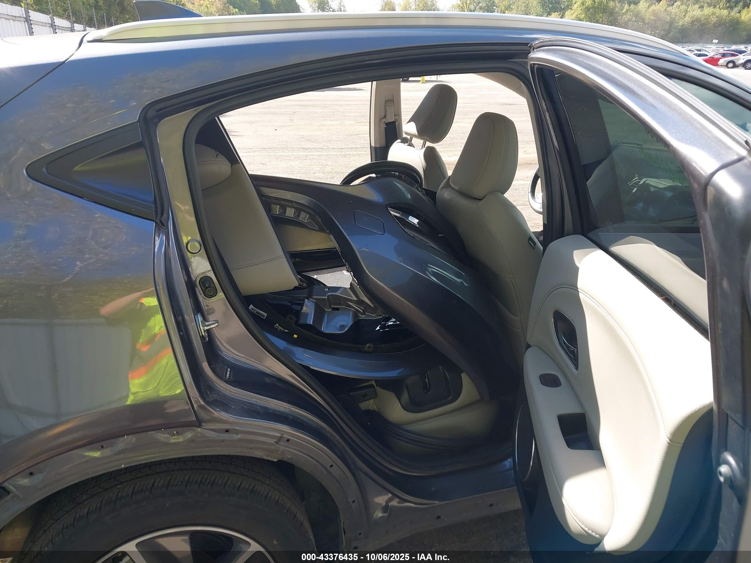 HONDA HR-V image 8