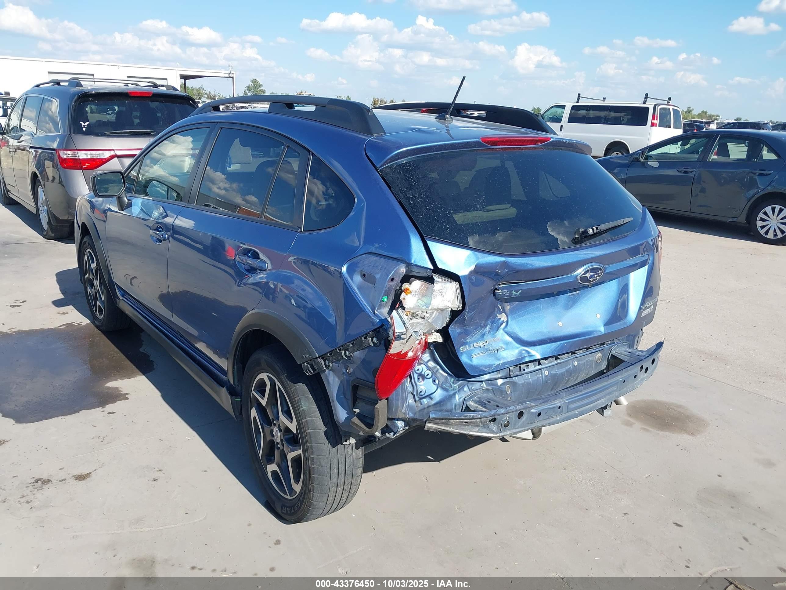 SUBARU CROSSTREK image 3