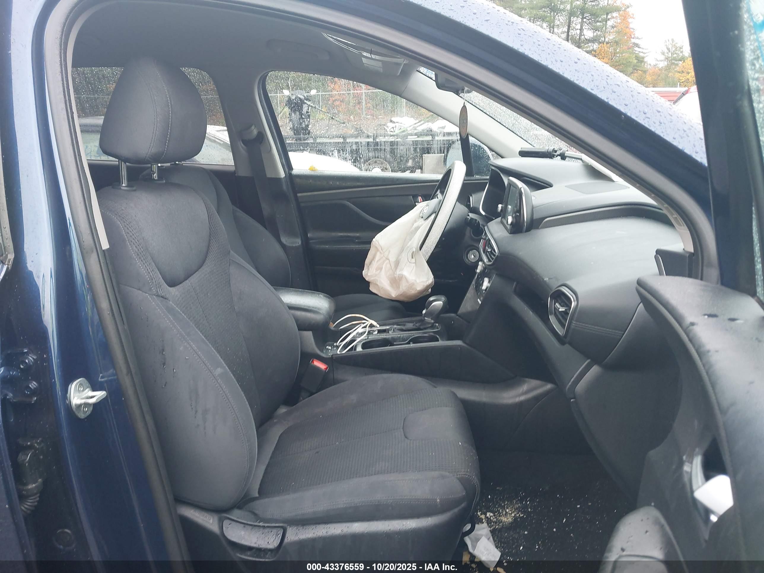 HYUNDAI SANTA image 5