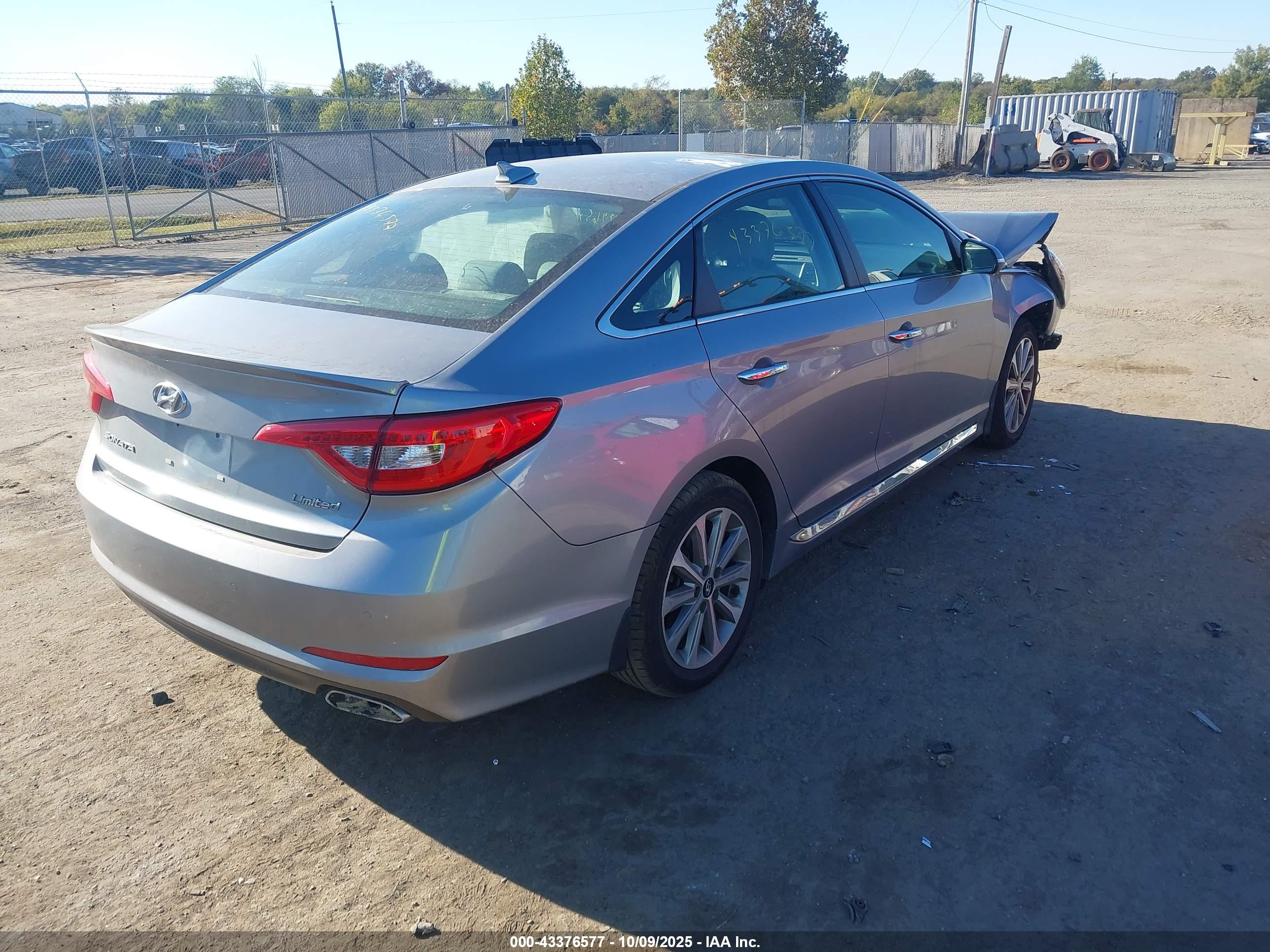 HYUNDAI SONATA image 4