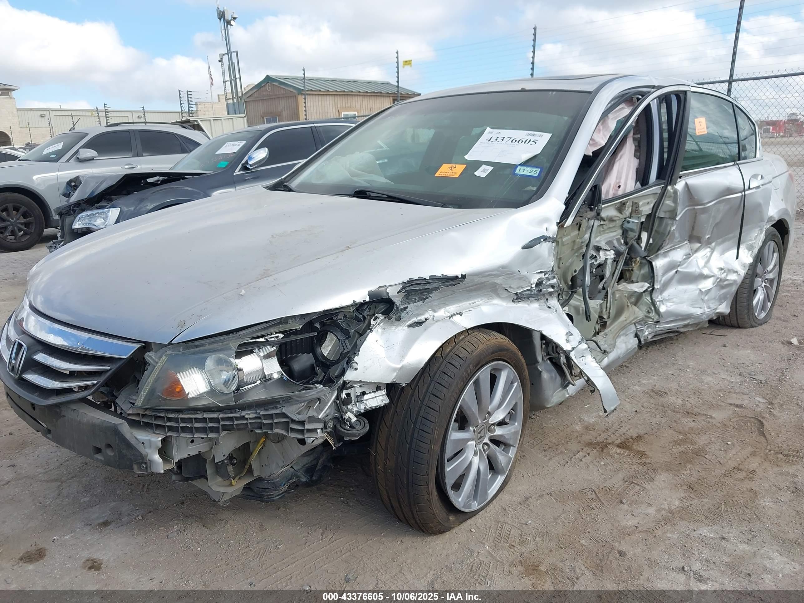 HONDA ACCORD image 6
