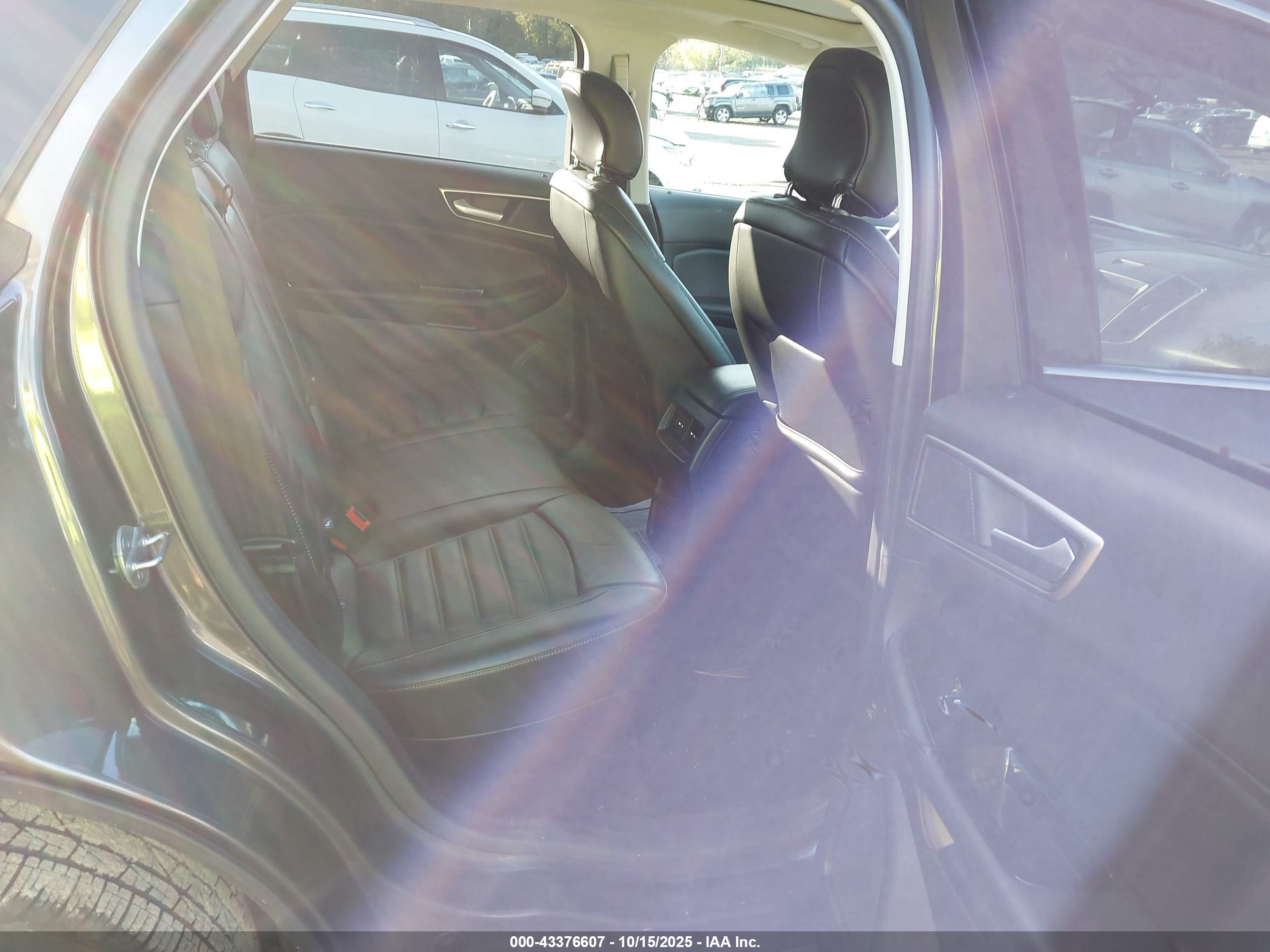 FORD EDGE image 8