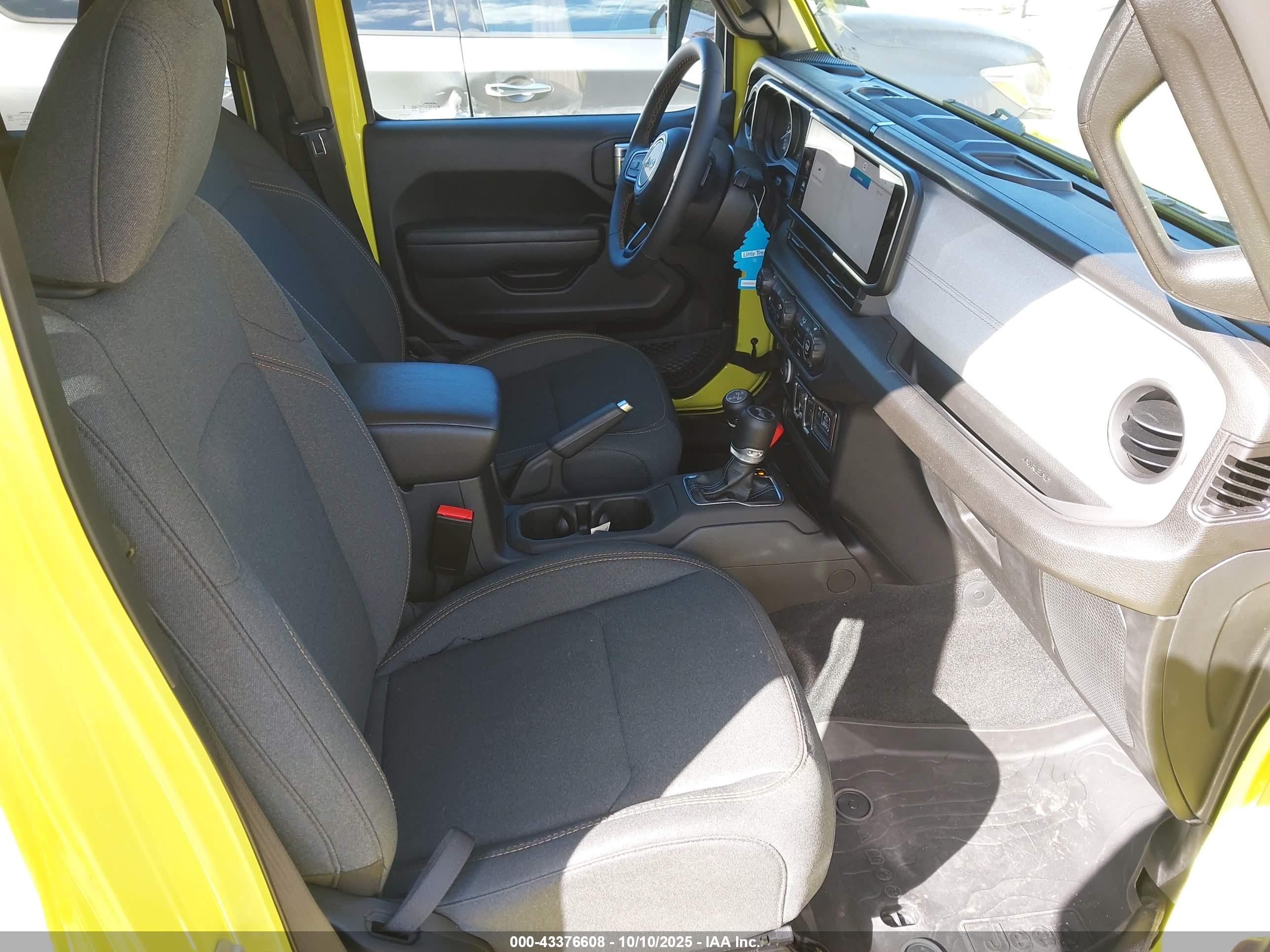 JEEP WRANGLER image 5