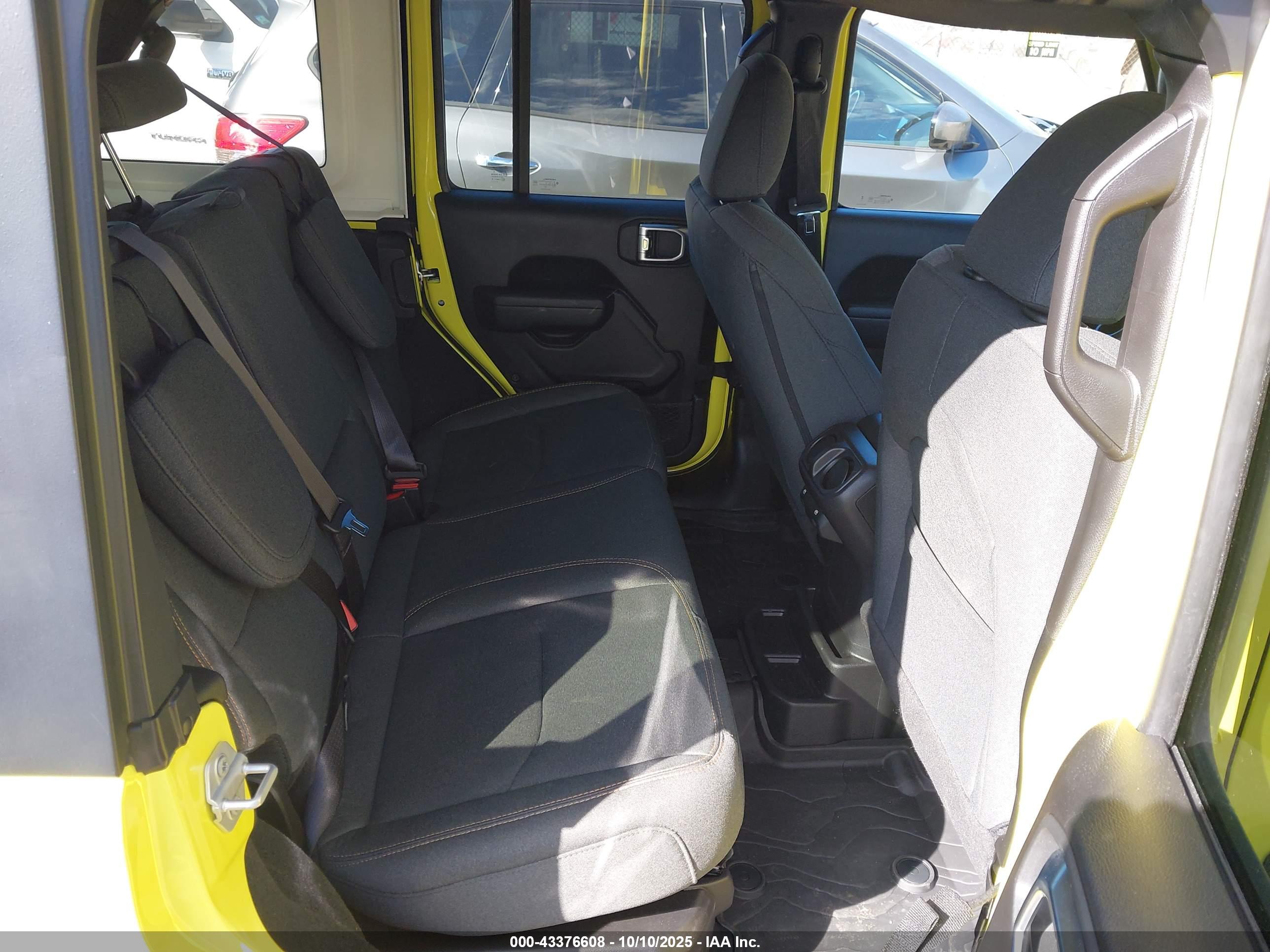 JEEP WRANGLER image 8