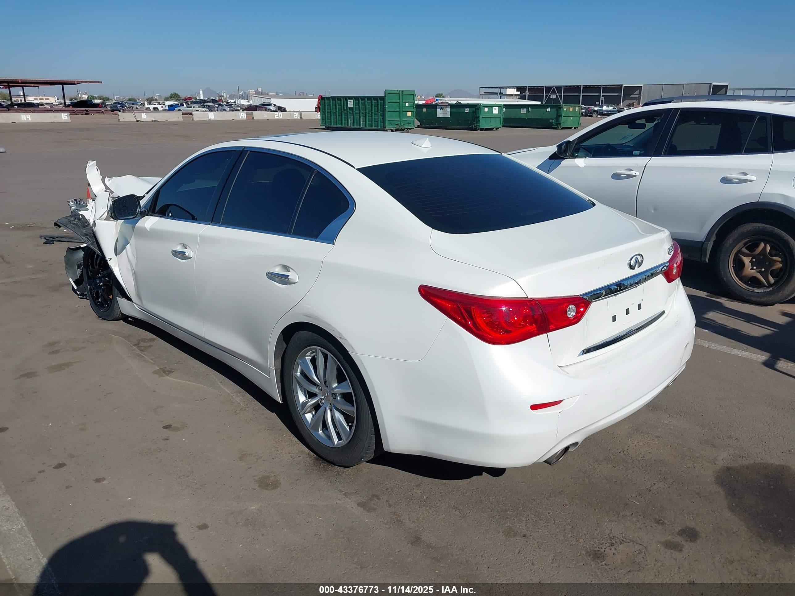 INFINITI Q50 image 3